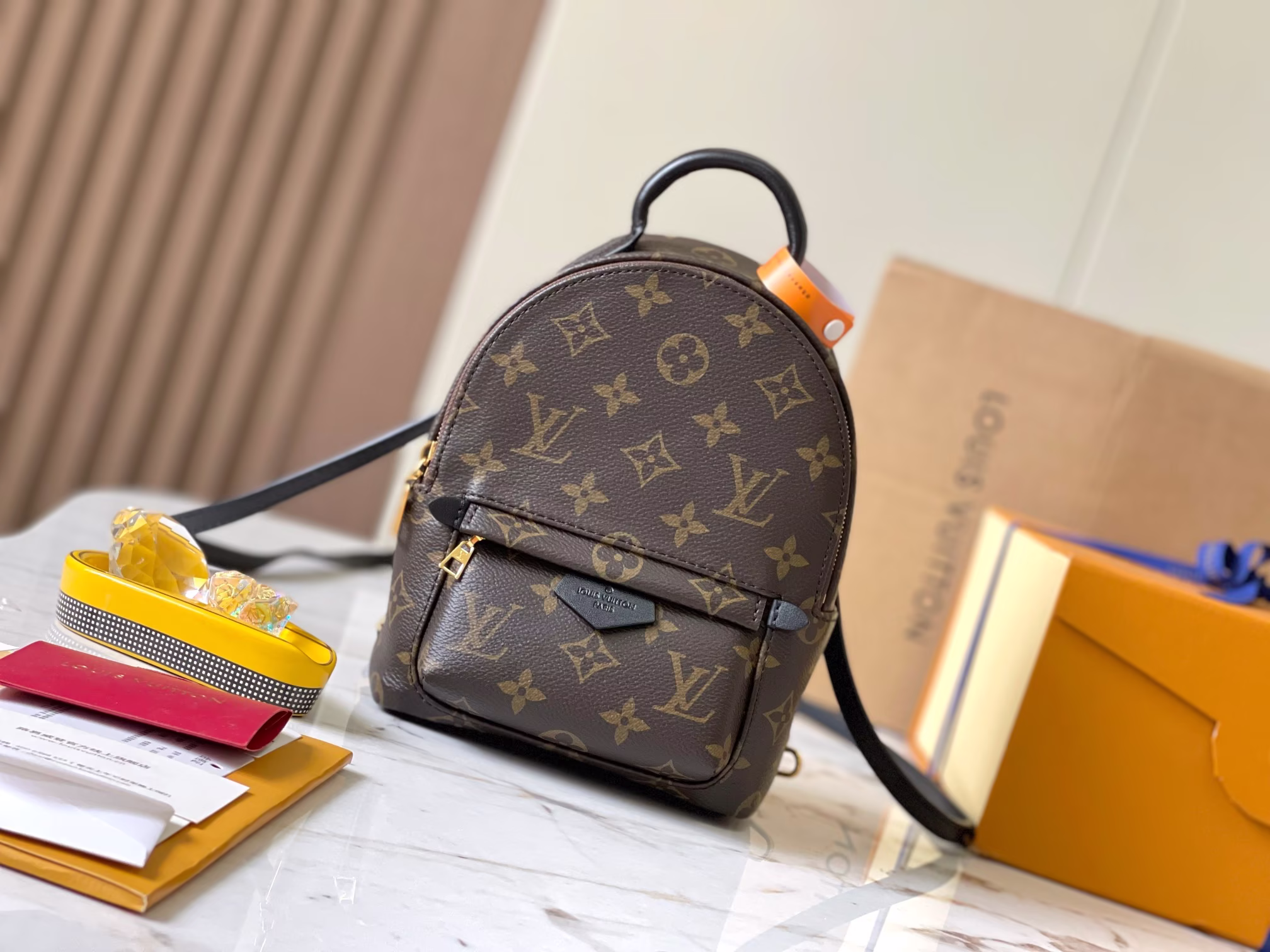 p1500 PALM SPRINGS Backpack Model: M44873 Chip version Material: A-grade all-steel hardware, imported original fabric Packaging: full set of original duty-free M Burberry size: 17*22*10-high imitation bag