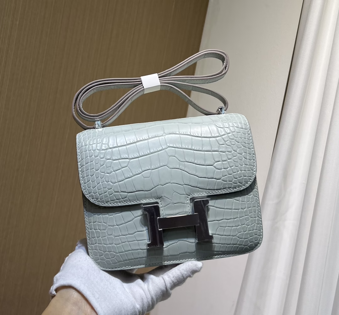 constance 19 new ice crystal gray matte american silver buckle-high replica bags