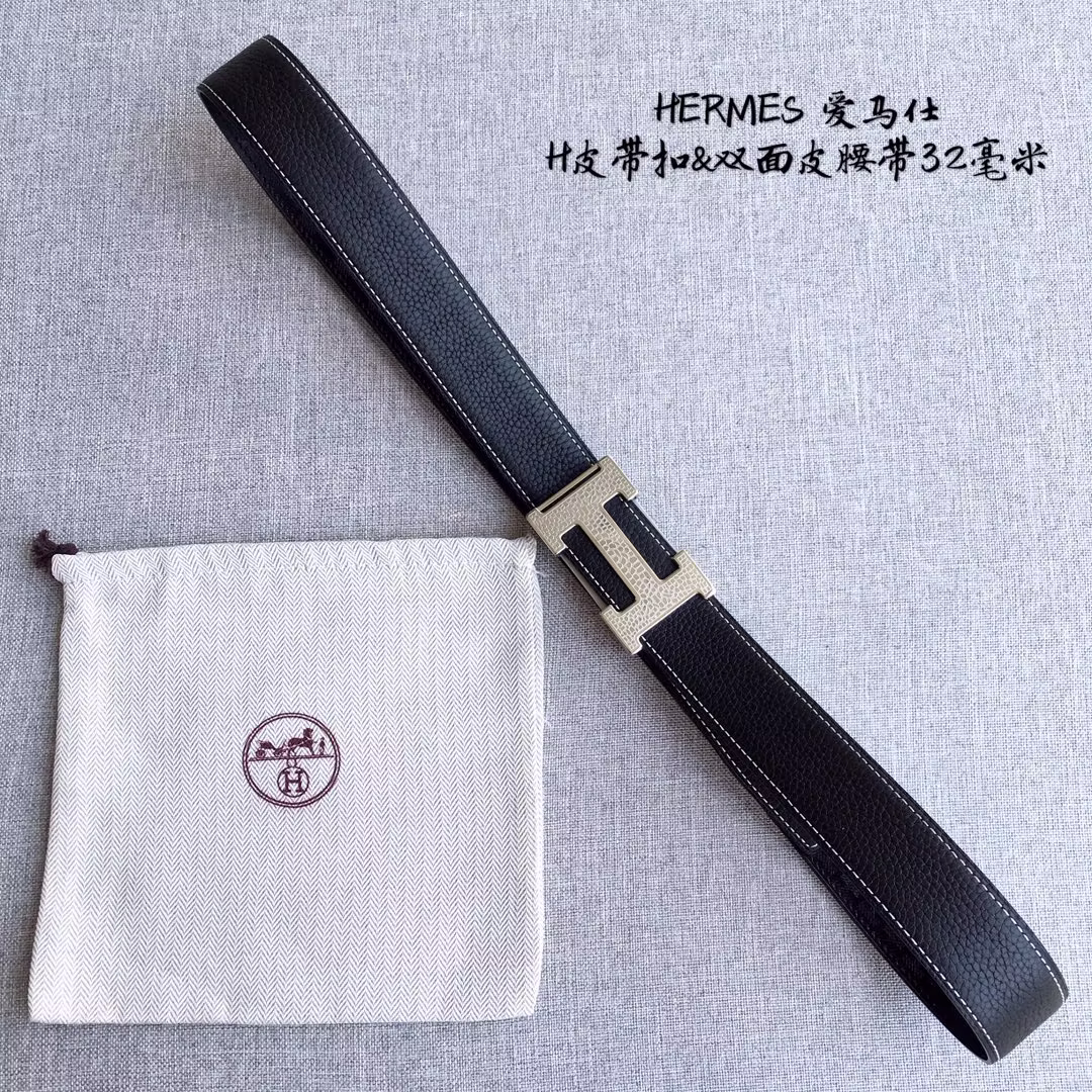 P300 Hermès counters are selling hot items 👏👏👏 Thanks to customers for feedback on real photos, top-quality goods, see the details for yourself, 3.2CM is available, all sizes are available - high imitation bags