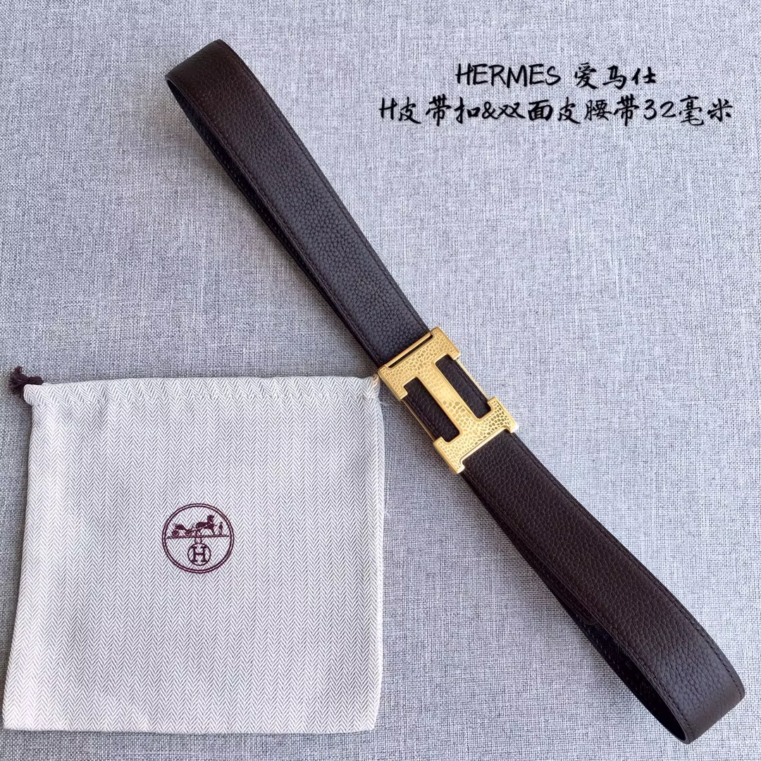 P300 Hermès counters are selling hot items 👏👏👏 Thanks to customers for feedback on real photos, top-quality goods, see the details for yourself, 3.2CM is available, all sizes are available - high imitation bags