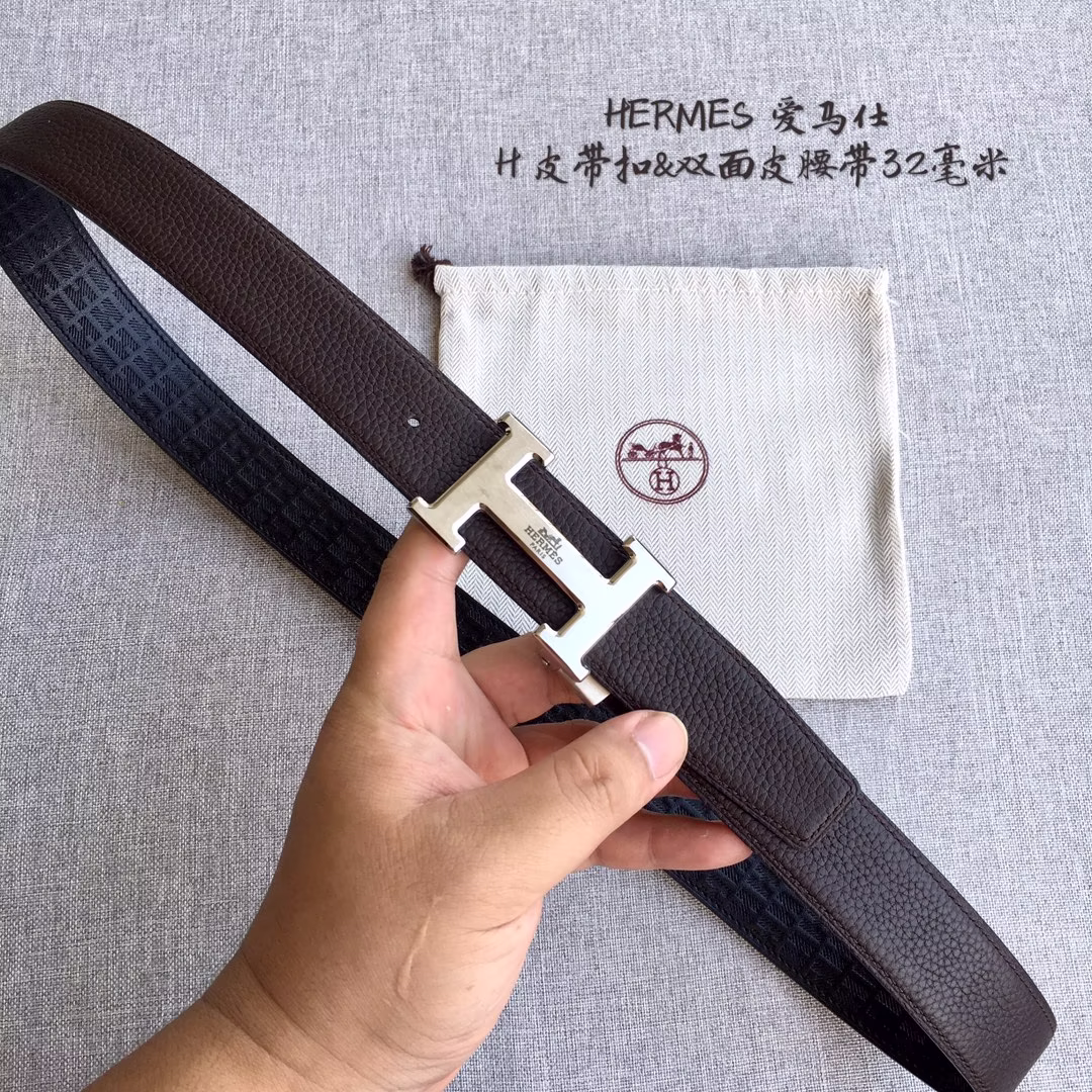 P300 Hermès counters are selling hot items 👏👏👏 Thanks to customers for feedback on real photos, top-quality goods, see the details for yourself, 3.2CM is available, all sizes are available - high imitation bags