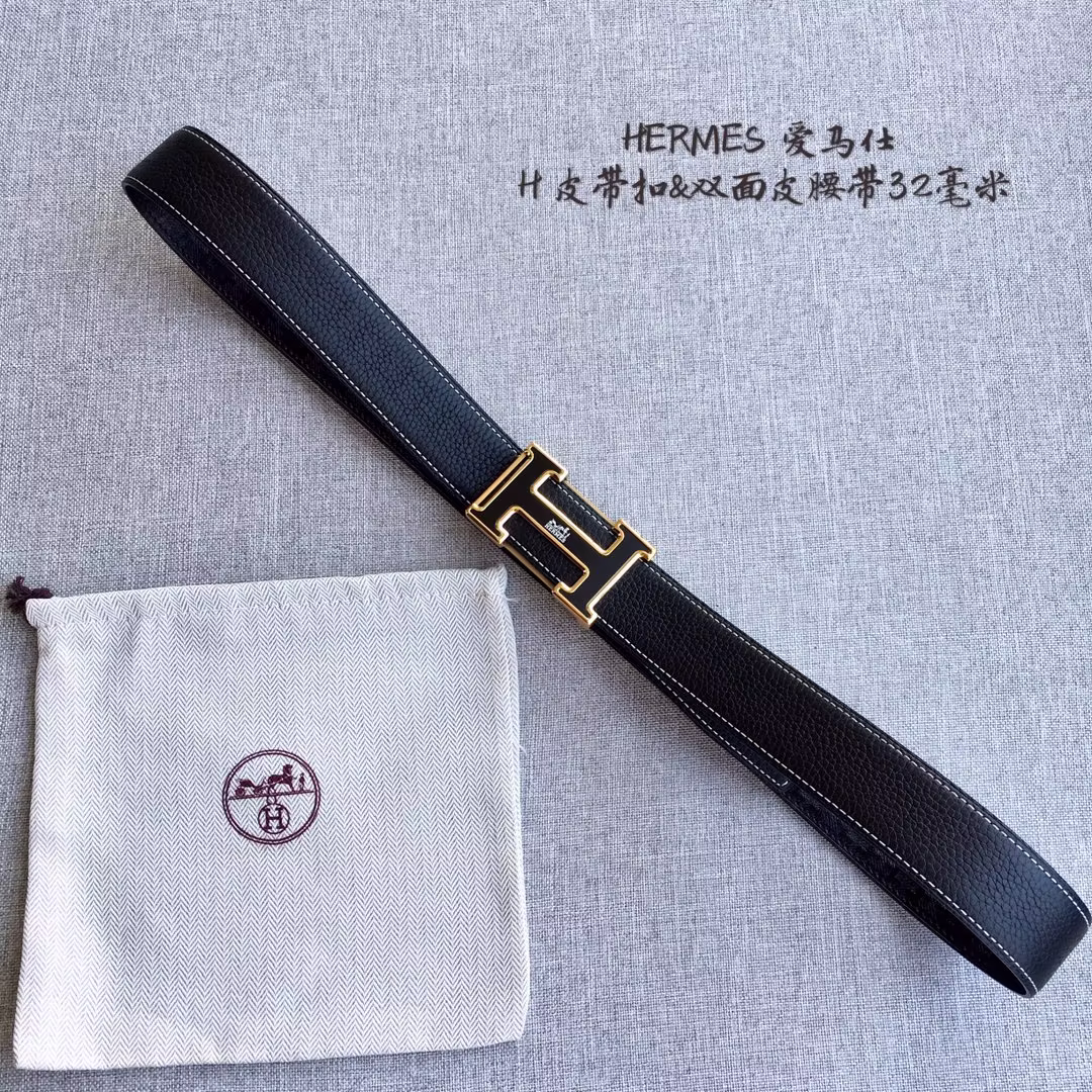 P300 Hermès counters are selling hot items 👏👏👏 Thanks to customers for feedback on real photos, top-quality goods, see the details for yourself, 3.2CM is available, all sizes are available - high imitation bags