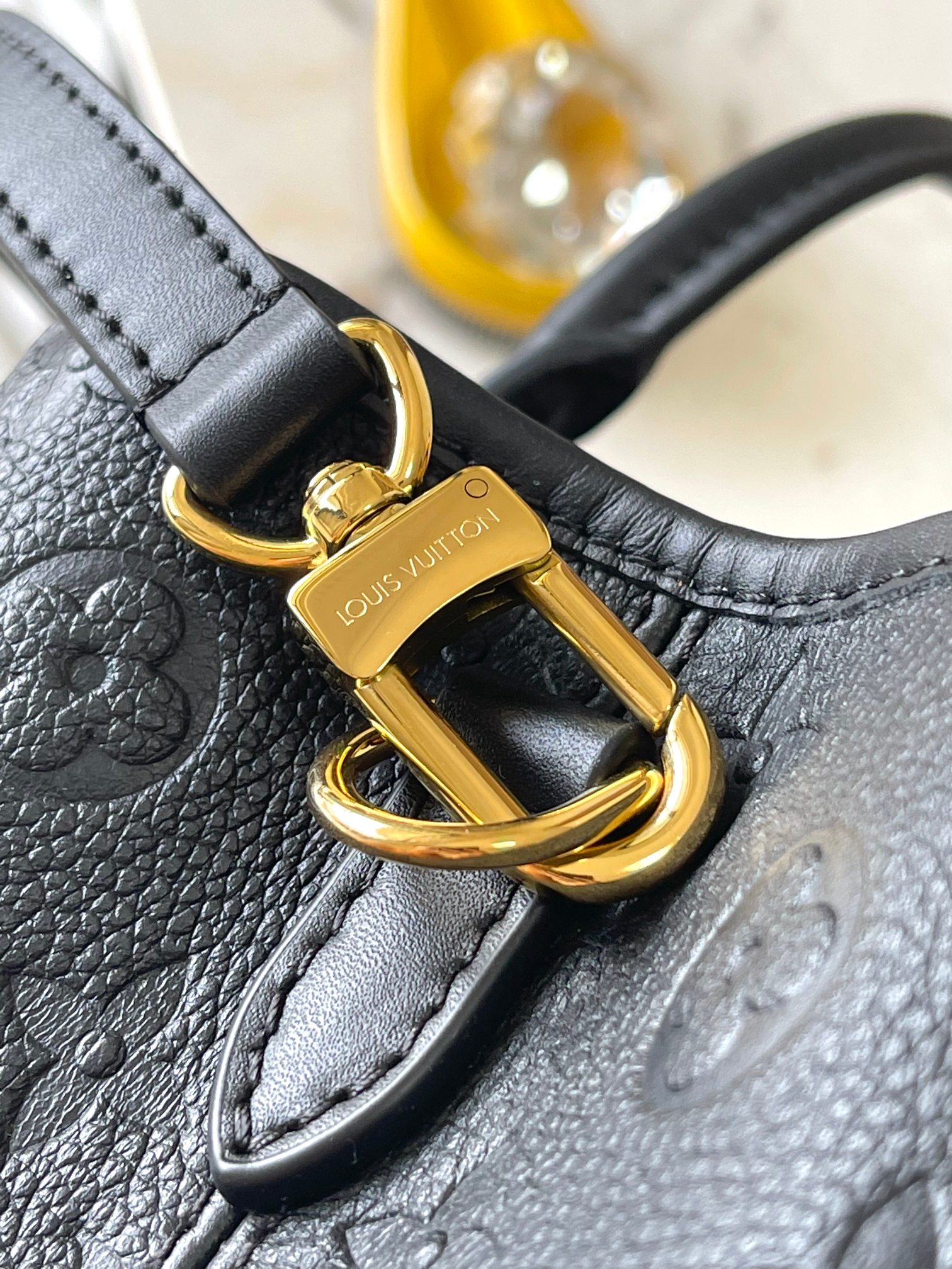 p2300 this section Babylone Tote Handbags Traceability Paris Babylone Trend Community Model: M11463 taupe Material: A-grade all-steel hardware imported original fabrics Packaging: a full set of the original duty-free M Boberly loaded Size: 31 * 21.5 * 13CM-High-fashion Factory