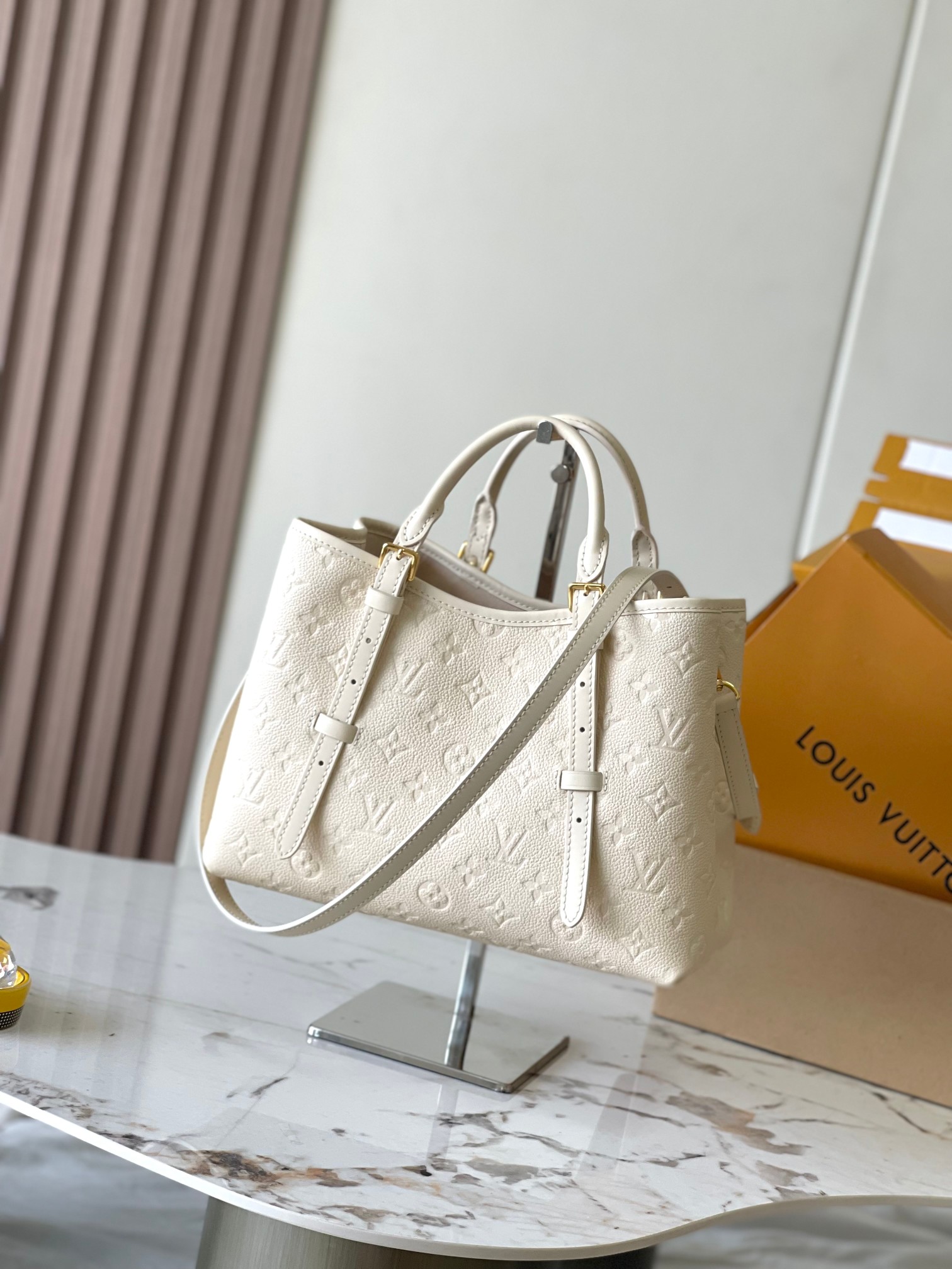 Image [3]-p2300This Babylone Tote Handbags Traceability Paris Babylone Trend Community Model: M11394 WhiteMaterials: A-grade all-steel hardwareImported original fabricsPackaging: a full set of the original duty-free M Bobberley loadedSize: 31 * 21.5 * 13CM-High Faux Bags