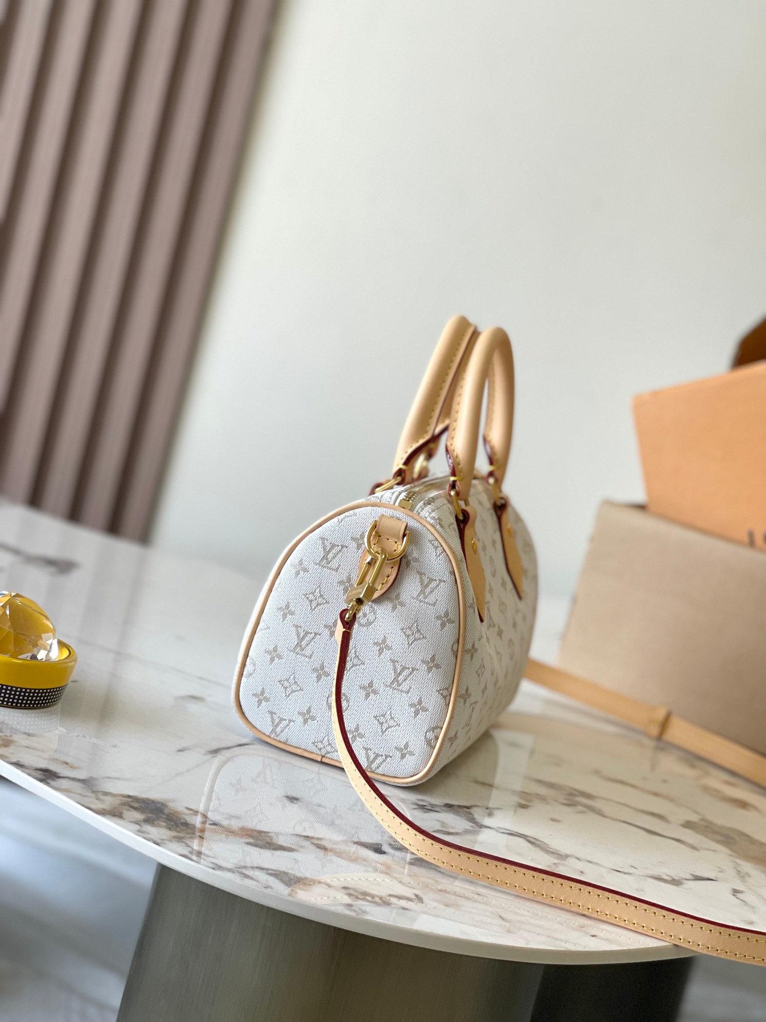 Picture [2]-P1900 Pillow Bag Speedy Series Speedy Bandoulière 20 Model: M12747 Cowboy Material: A grade all-steel hardware imported original fabrics Packaging: a full set of the original duty-free M Bobberly loaded Size: 20.5*13.5*12CM-High-fashion bags