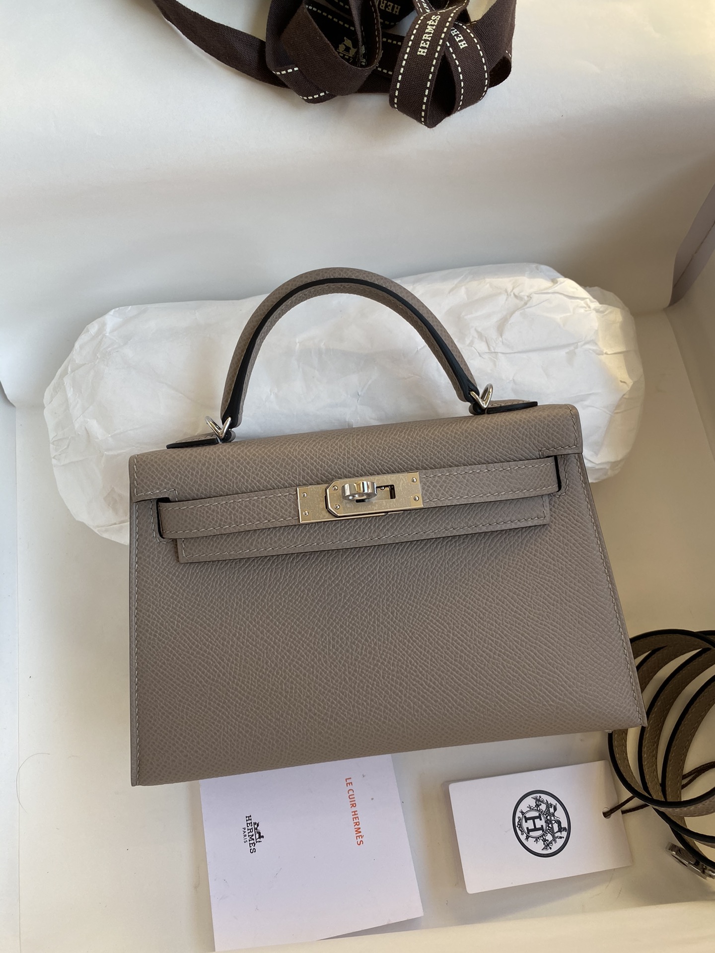 👉二代Mini Kelly 19cm 进口Epsom皮 沥青灰 银扣-高仿包包