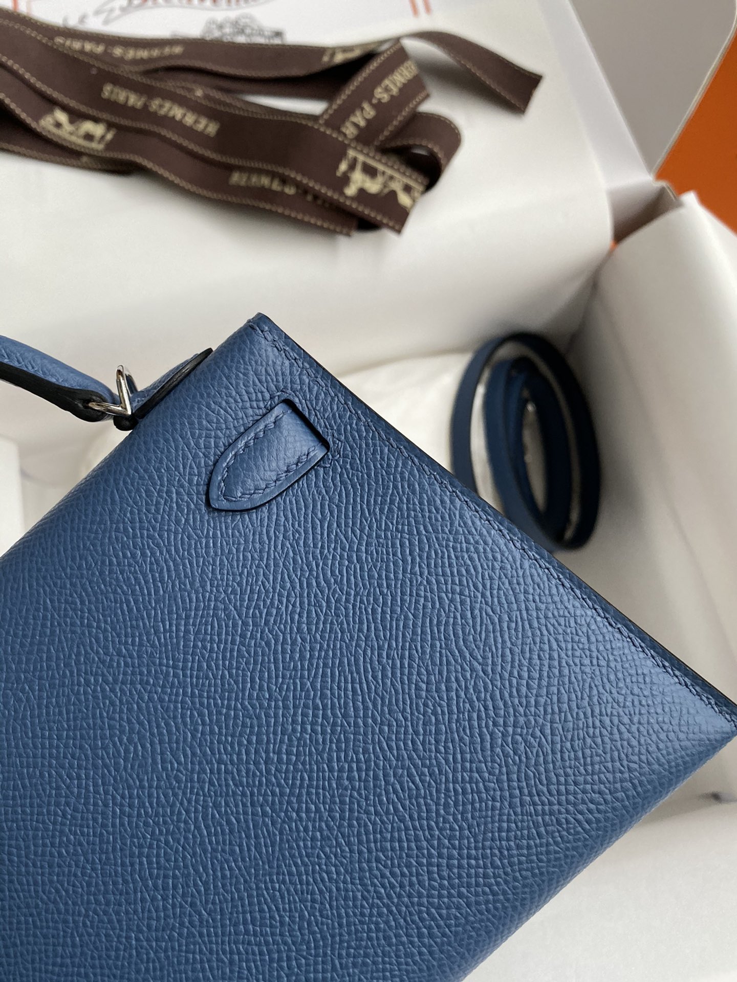 图片[5]-👉二代Mini Kelly 19cm 进口Epsom皮 玛瑙蓝 银扣-高仿包包