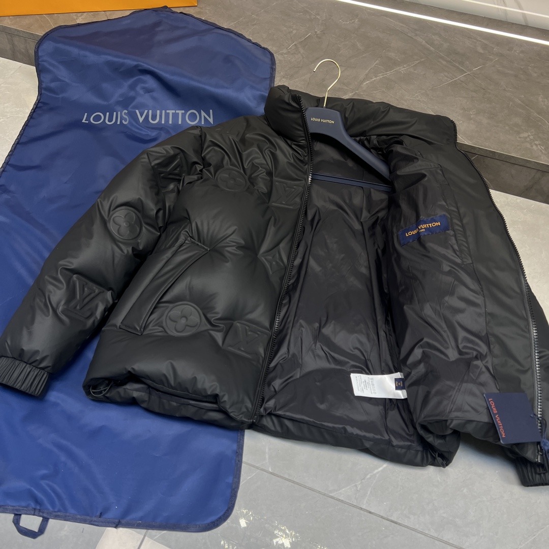 Image [3]-P1400🎁Louis Embossed Down. The best of the best are "for you" full of goose neck down filling. (Hanger ➕ original nylon storage bag, must be standard ah)-High Fake Bags