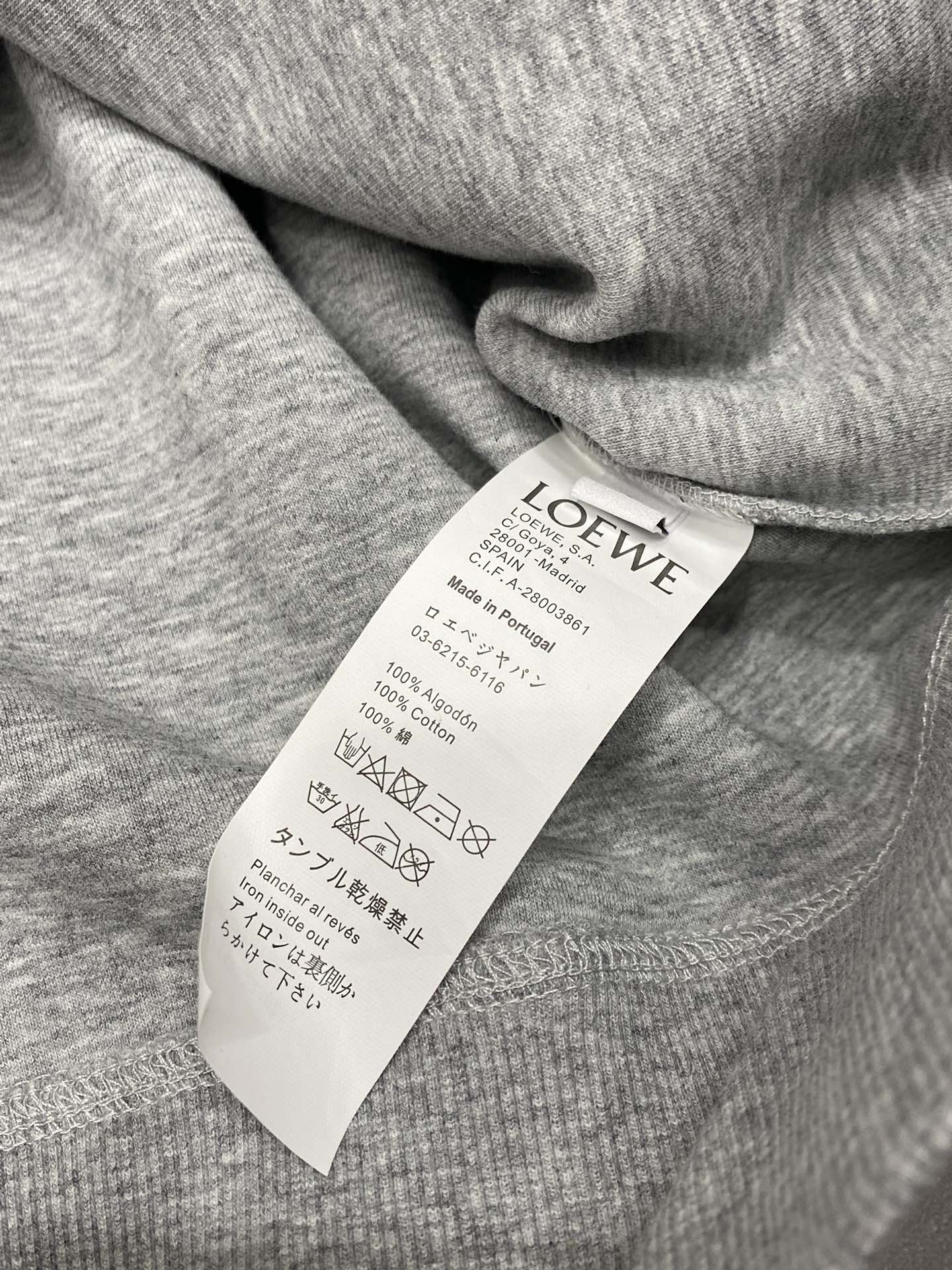 P540 Loewe Loewe 💥 exclusive exclusive fall and winter new men's casual sweater high-end customized high version of the fashion versatile explosive models ⚠️✨ the original imported fabric collar hem logo design feel super soft and delicate wear skin-friendly and comfortable high-end boutique OEM fine workmanship on the body is very good men's must-have single product complete three labels Size 48-56