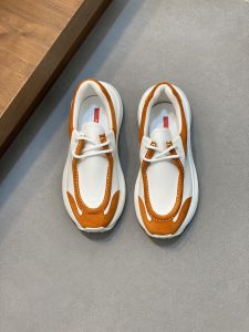 P900 P 🔍 普 炸街男神运动鞋新品来袭发售原厂配置意大利进口原版面料经典版面运动潮达人进口水染牛皮里垫鞋底：原厂特供原版底超级舒适原厂跟单货 🔍🔍🔍高品质可随意进出专柜欢迎对比码数39-44（可订38 45 ）-Comparison of yardage 39-44 ( Can order 38 45 ）-High imitation factory