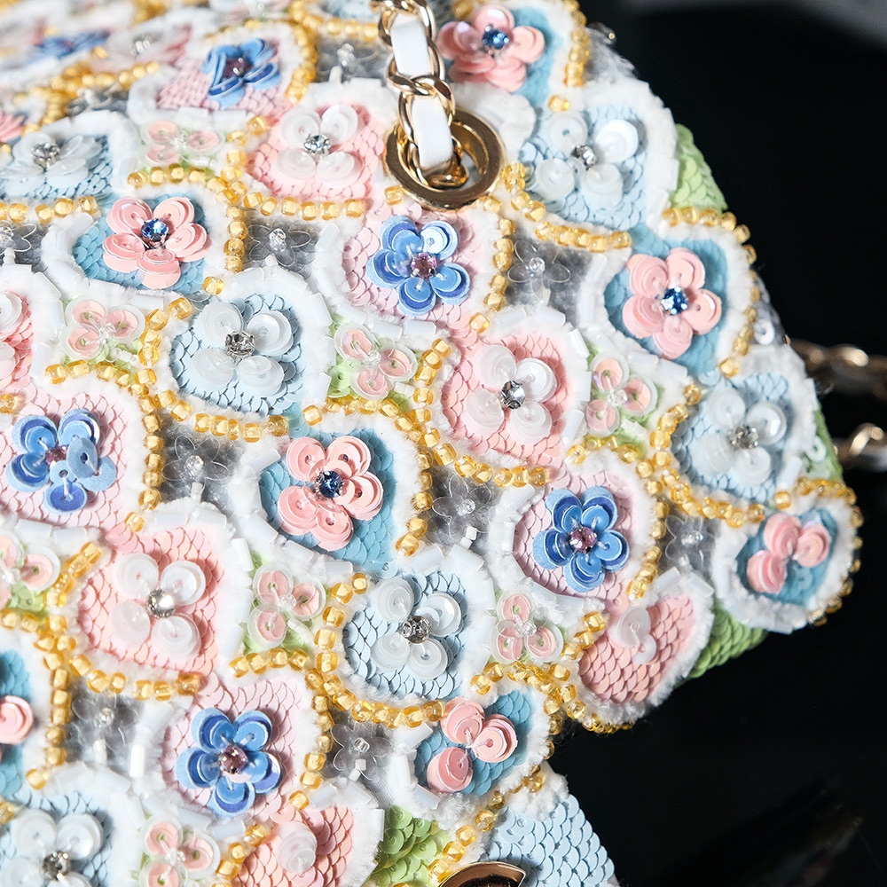 Picture [6]-CHANEL 𝟮𝟰𝗔 Haute Couture Heavy duty sequin bag cf (with rear insert pocket) will be shipped soon-High quality handbags