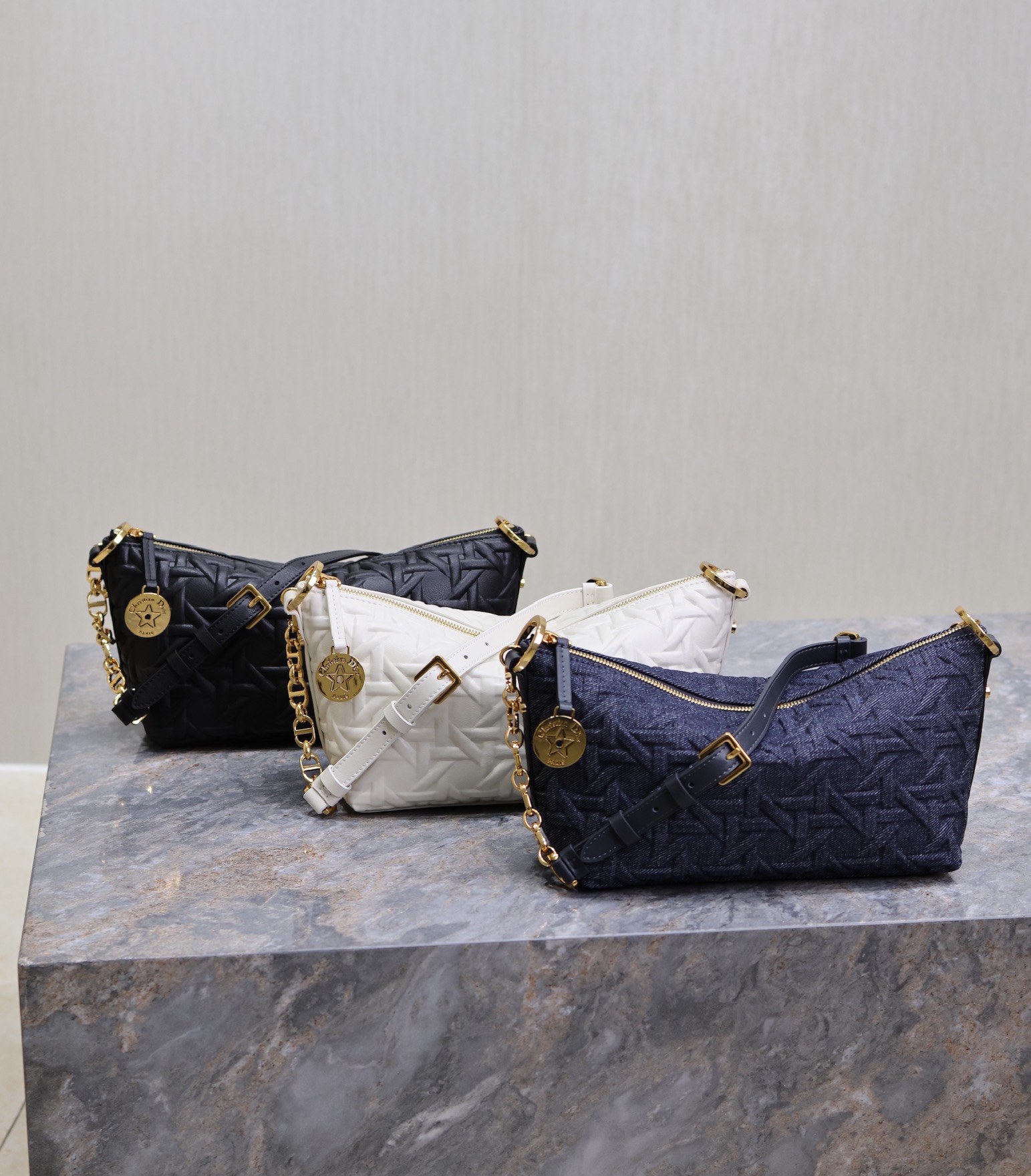 Picture [2]-Diorstar Hobo♣️ pressed rattan grid chain handbags/denim/white leather/black leather three color comparison picture √ √ √ √ √ √ Model: 3202-High Faux Bags