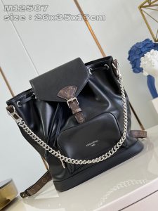 P1640 replica M12587 black This Montsouris small shoulder bag is made of shiny sheepskin leather with Monogram details that subtly tell the identity of the LV Vibe collectionLouis Vuitton's collection is rich in functionality with clasps and leather drawstringsChic metal pieces are the finishing touchA zippered front pocket keeps small items securely in place26.0 x 35.5 x 16.0 (L x H x W)