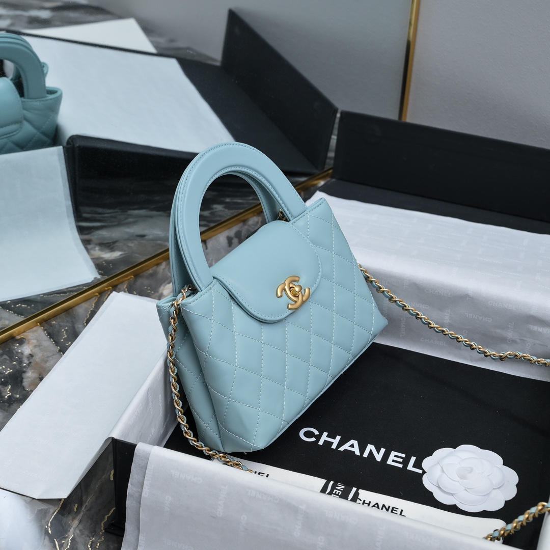 图片[3]-CHANEL 24A Kelly手柄包 
时尚是一个轮回大热门中古kelly被Chanel重新设计焕发生机中古Kelly以经典的手柄手提出名在基础加上皮穿链肩带颠覆传统更加随性方便  
尺寸13-19-7
全套包装-高仿包包