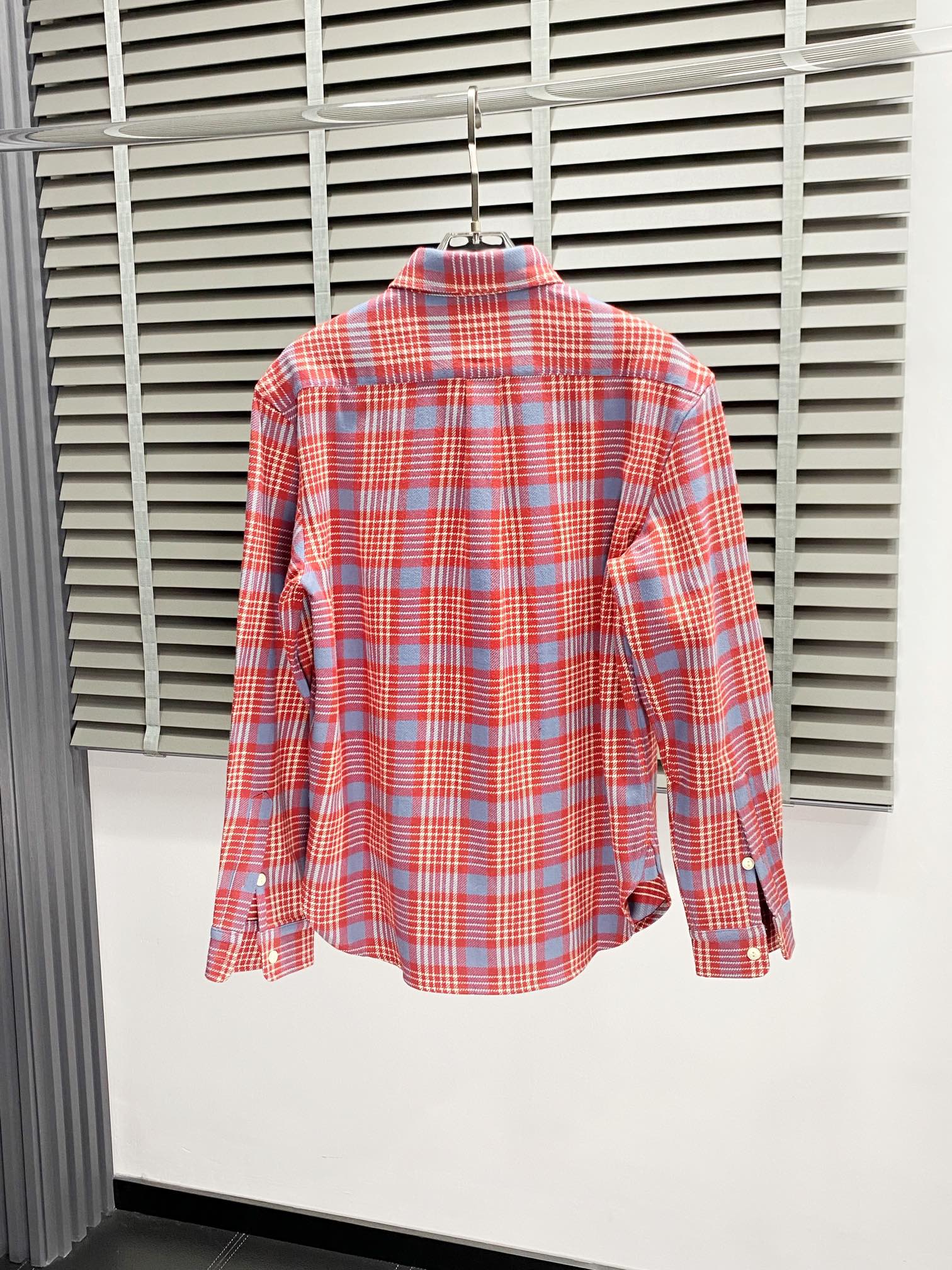 Image [2]-P620Ralph Lauren Ralph Lauren 💥 Exclusive exclusive new men's casual spring and autumn plaid shirt High-end customization High-end version of the fashion versatile explosive models ⚠️⚠️✨✨ Imported cotton fabrics feel ultra-soft and delicate Wear skin-friendly and comfortable High-end boutique factory fine workmanship On the body is very good Men's must-have single product Three labels are complete Yards S-XL-High-fashion bags