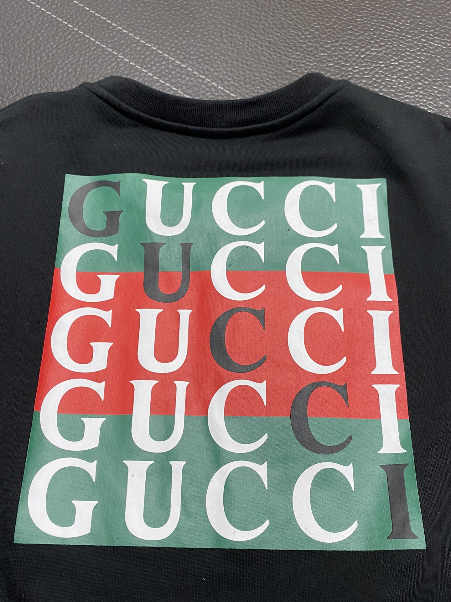 图片[9]-P520 Gucci古驰💥独家专供新款男士休闲春秋套头卫衣 高端定制 高端版本 时尚百搭爆款⚠️⚠️✨✨进口面料 手感超柔软细腻  穿着亲肤舒适 高端精品 代工厂精细做工 上身非常赞 男士必备单品 三标齐全 码数S-XL-高仿包包