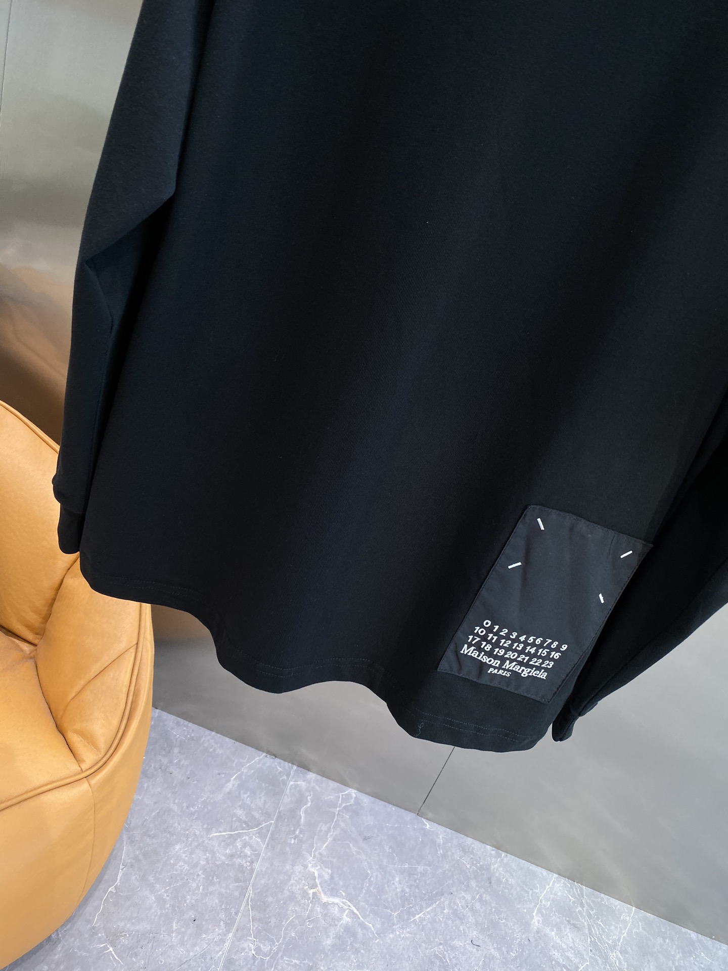 Image [8]-maison margiela2024 new long-sleeved handsome fashion top printing letters logo simple versatile models fabric cotton not only firm to maintain the trend of the silhouette but also wear comfortable yarn weaving more delicate size S-XL 🅿️480-high-fashion bags