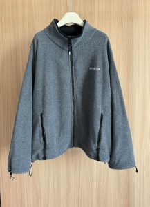 P700 Miu Miu 秋冬新款摇粒绒拉链外套 下摆抽绳设计可调节宽松 350克重摇粒绒柔软舒适 定做刻字五金 男女同款 宽松版 XSSML-高仿包包