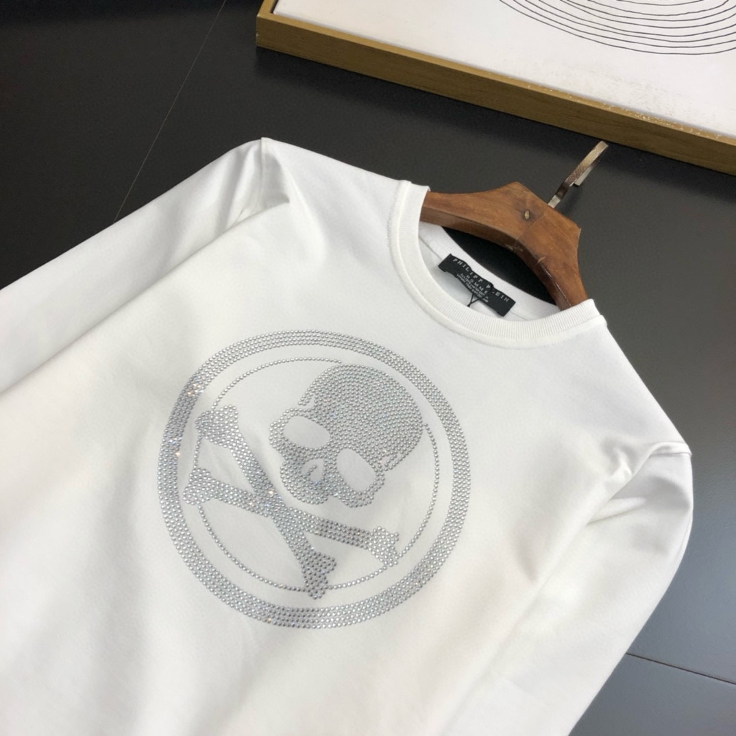 P440 VER Versace 2024 fall and winter new round neck sweater T-shirt chest brand logo heavy-duty design single wear bottoming are very distinctive The use of high grams of 360 grams of imported environmentally friendly cotton, fabric delicate, soft, classic, classical, simple, generous, feel super soft and delicate wear skin-friendly and comfortable High-end boutique factories fine workmanship on the very men's must-have single product Three complete sizes: M ~ 5XL 178 140 pounds to wear L maximum wear 230 pounds-high imitation factory