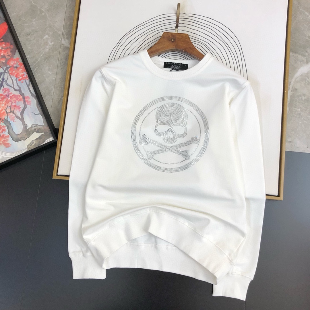 P440 VER Versace 2024 fall and winter new round neck sweater T-shirt chest brand logo heavy-duty design single wear bottoming are very distinctive The use of high grams of 360 grams of imported environmentally friendly cotton, fabric delicate, soft, classic, classical, simple, generous, feel super soft and delicate wear skin-friendly and comfortable High-end boutique factories fine workmanship on the very men's must-have single product Three complete sizes: M ~ 5XL 178 140 pounds to wear L maximum wear 230 pounds-high imitation factory