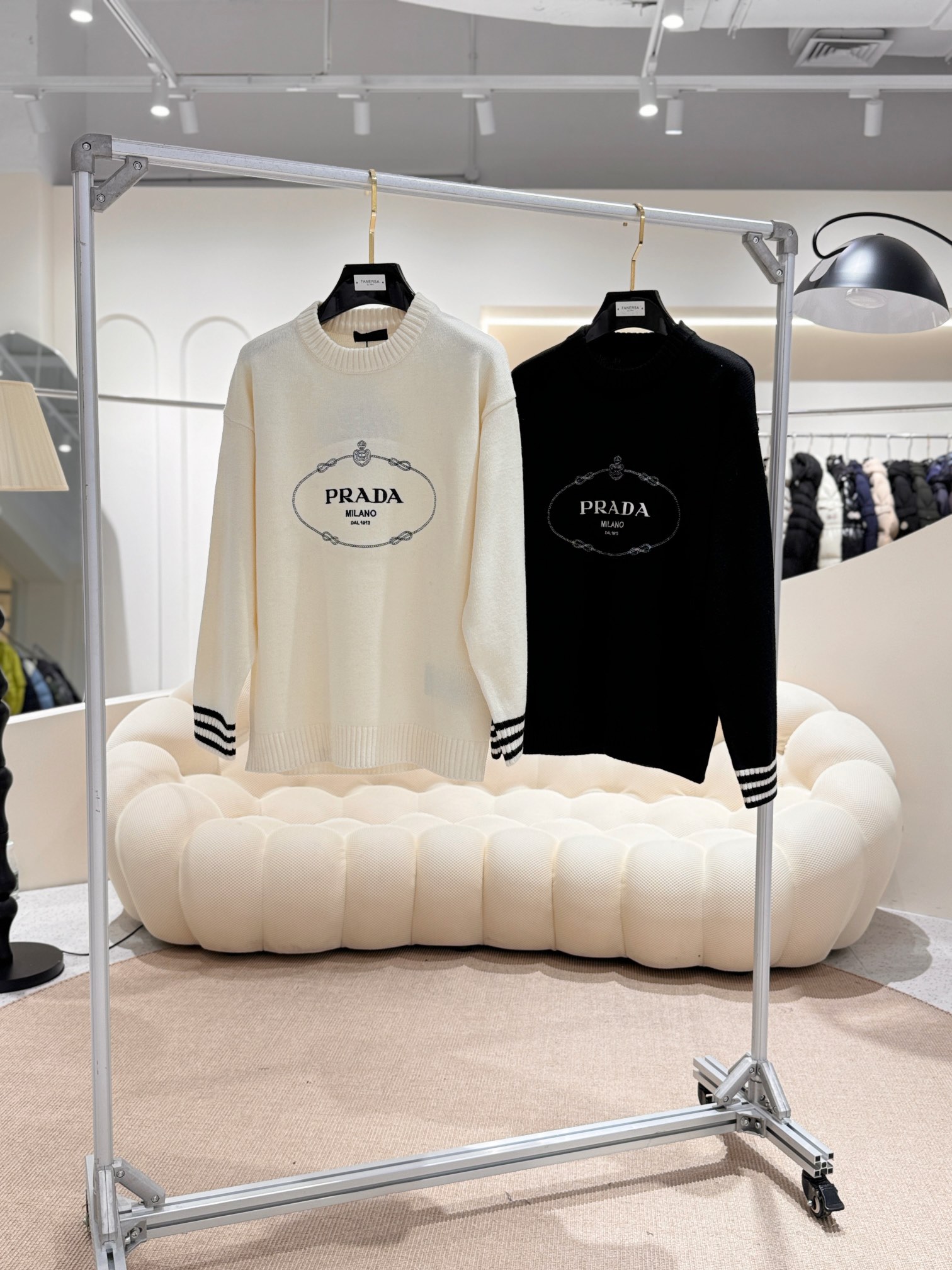 Image[1]-p620 Prada Prada ²⁰²⁴ Sweater Fall/Winter 2024 Latest Collection Original ⌚️ on ⌚️SIZE: M-3XL-High-fashion Bags
