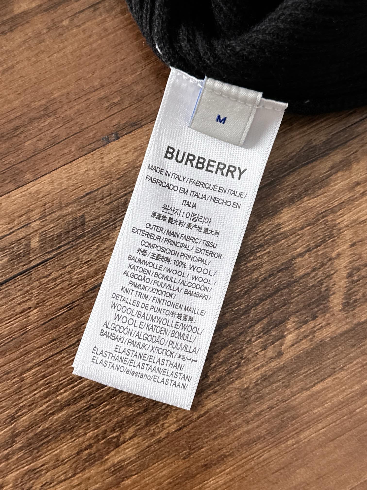 图片[8]-P600 Burberry博柏利 2024秋冬最新系列羊毛衫毛衣 专柜1:1顶级复刻全品相！加厚款潮人必备单品！懂货的老铁赶紧下手面料：羊绒10%羊毛60%氨纶30%
尺码M~3XL 178 145斤穿L 最大穿210斤-高仿包包
