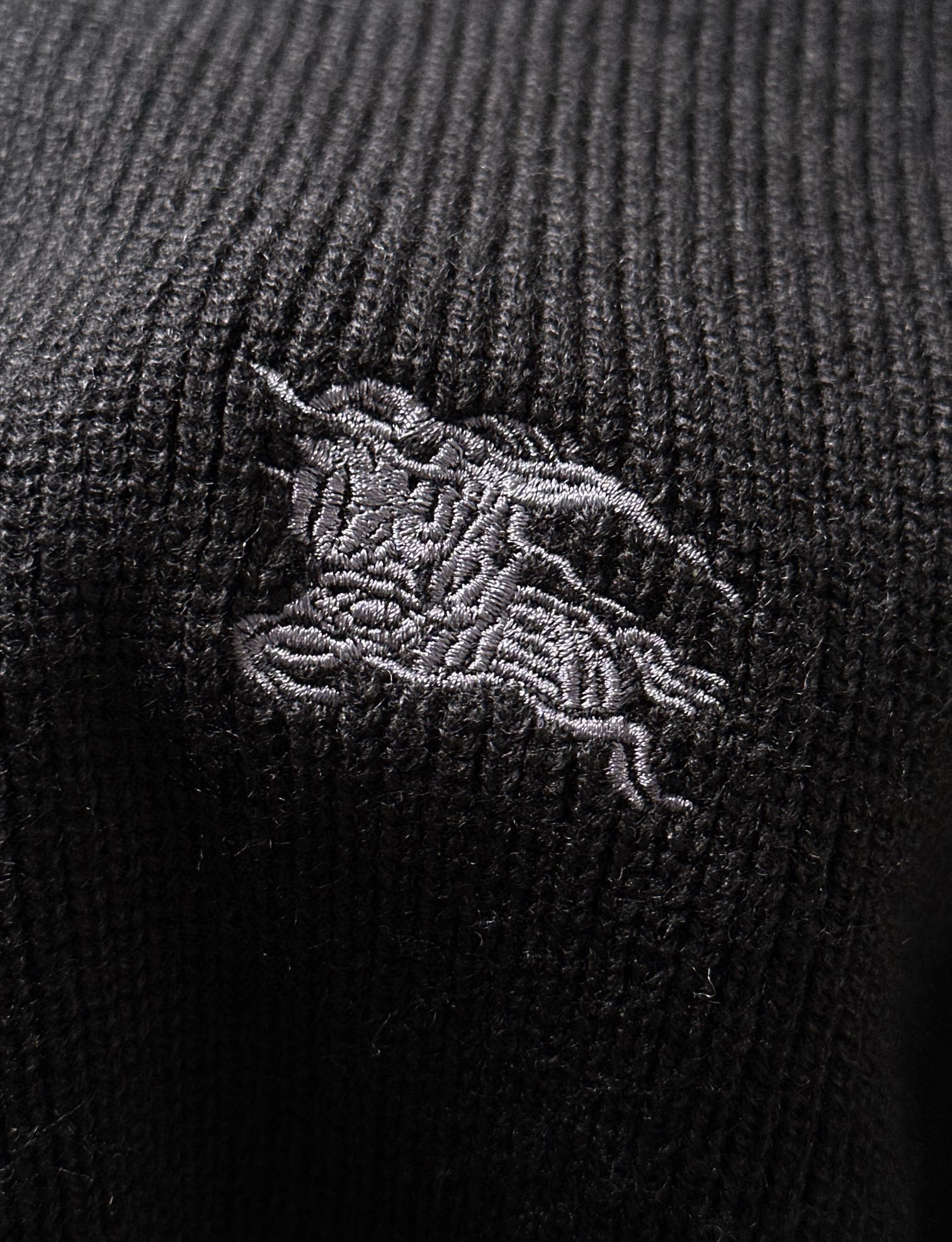 图片[4]-P600 Burberry博柏利 2024秋冬最新系列羊毛衫毛衣 专柜1:1顶级复刻全品相！加厚款潮人必备单品！懂货的老铁赶紧下手面料：羊绒10%羊毛60%氨纶30%
尺码M~3XL 178 145斤穿L 最大穿210斤-高仿包包