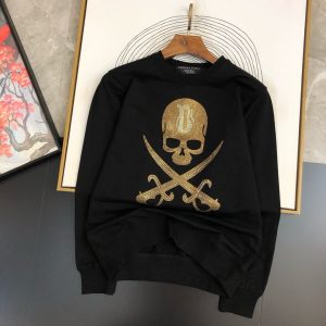 P440 PP菲利普  2024秋冬新款圆领卫衣T恤 胸前品牌logo重工设计 单穿打底都非常特色 采用高克重360克进口环保棉、布面细腻、柔软、经典之作、古典、简单、大方、手感超柔软细腻 穿着亲肤舒适 高端精品 代工厂精细做工 上身非常赞 男士必备单品 三标齐全
尺码：M~5XL  178 140斤穿L 最大穿230斤-高仿包包