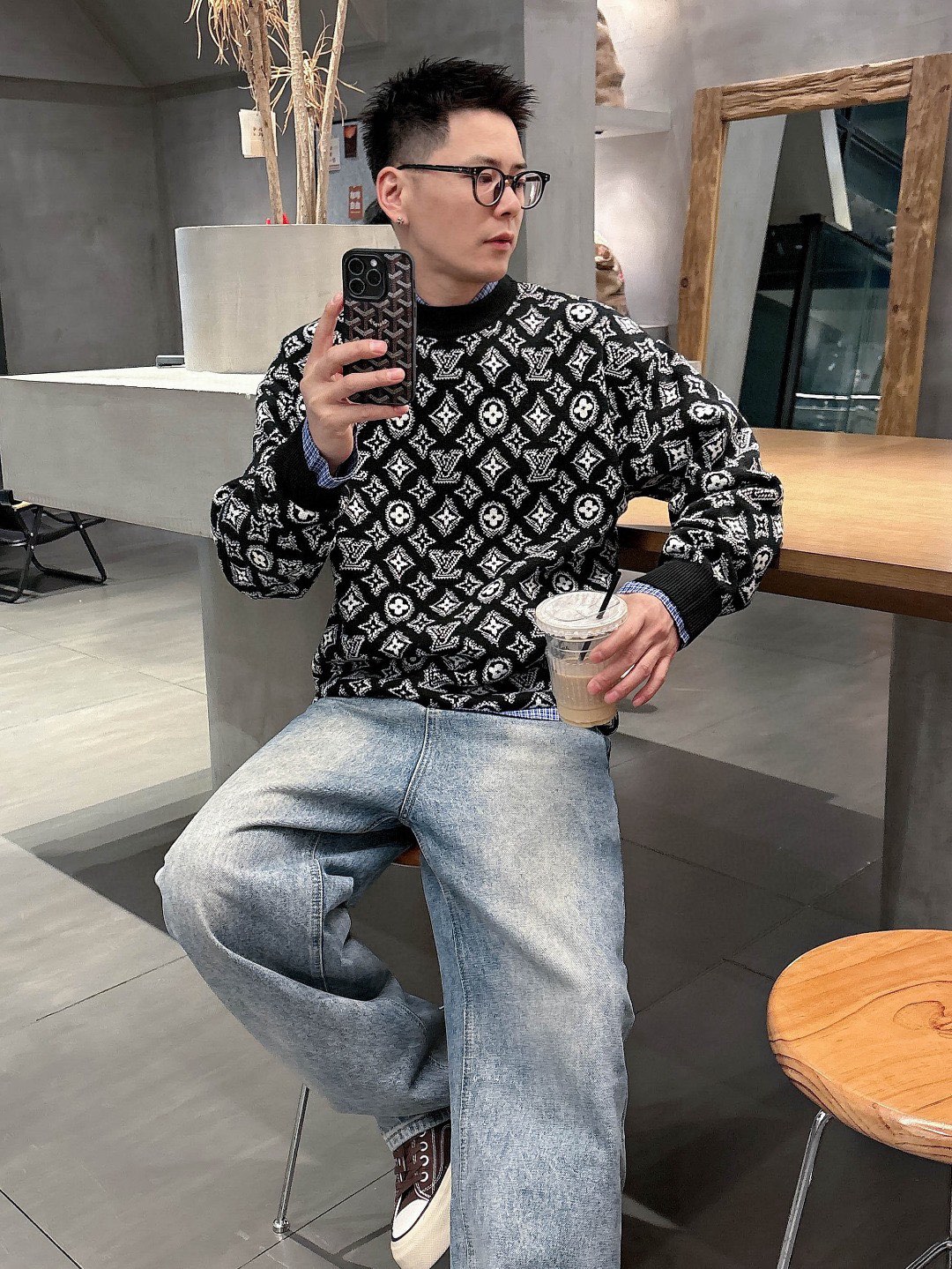 图片[7]-P600 LV 2024秋冬最新系列羊毛衫毛衣 专柜1:1顶级复刻全品相！加厚款潮人必备单品！懂货的老铁赶紧下手面料：羊绒10%羊毛60%氨纶30%
尺码M~3XL 178 145斤穿L 最大穿210斤-高仿包包
