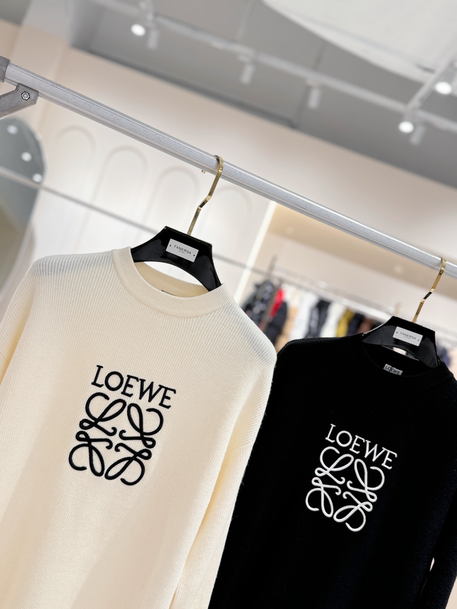 图片[3]-p620 LOEWE²⁰²⁴毛衣 2024秋冬最新系列原⌚️对⌚️SIZE：M-3XL-高仿包包
