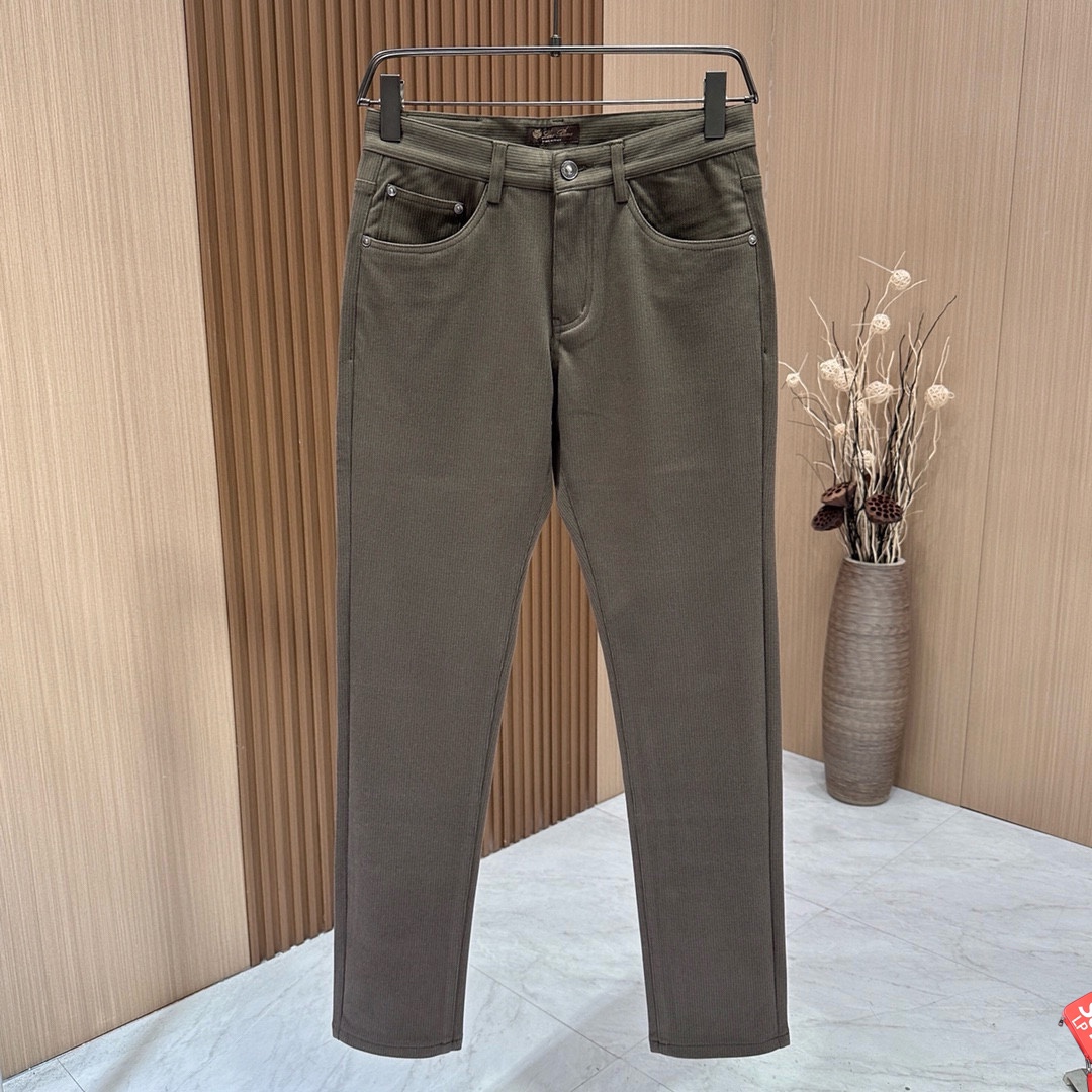 P480 Burberry 2024 fall and winter Asia counter collection of the latest models! High-end goods high-end custom-made Slim business casual pants suit pants original hardware daily business casual are fully applicable to the models on the body effect is super positive three-dimensional Slim hip leg line completely get to highlight the special cotton fabric containing Tencel! Belong to the type of color woven cotton! The texture is tight and delicate on the body is very comfortable and stylish and extremely wearable versatile very worth getting! Old customers must receive recommended! Size: 29-40