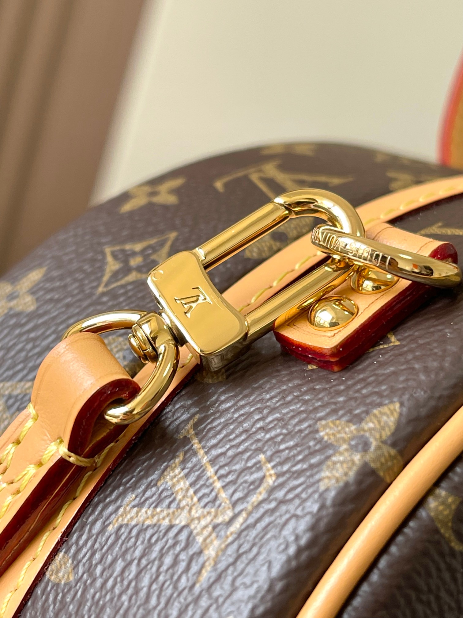 Picture [6]-P1860PETITE BOÎTE CHAPEAU Handbags Model: M43514Materials: A + grade all-steel hardwareImportedPackaging: a full set of special duty-free M Bobberly loadedDimensions: 17.5 × 16.5 × 7.5cm-High quality handbags
