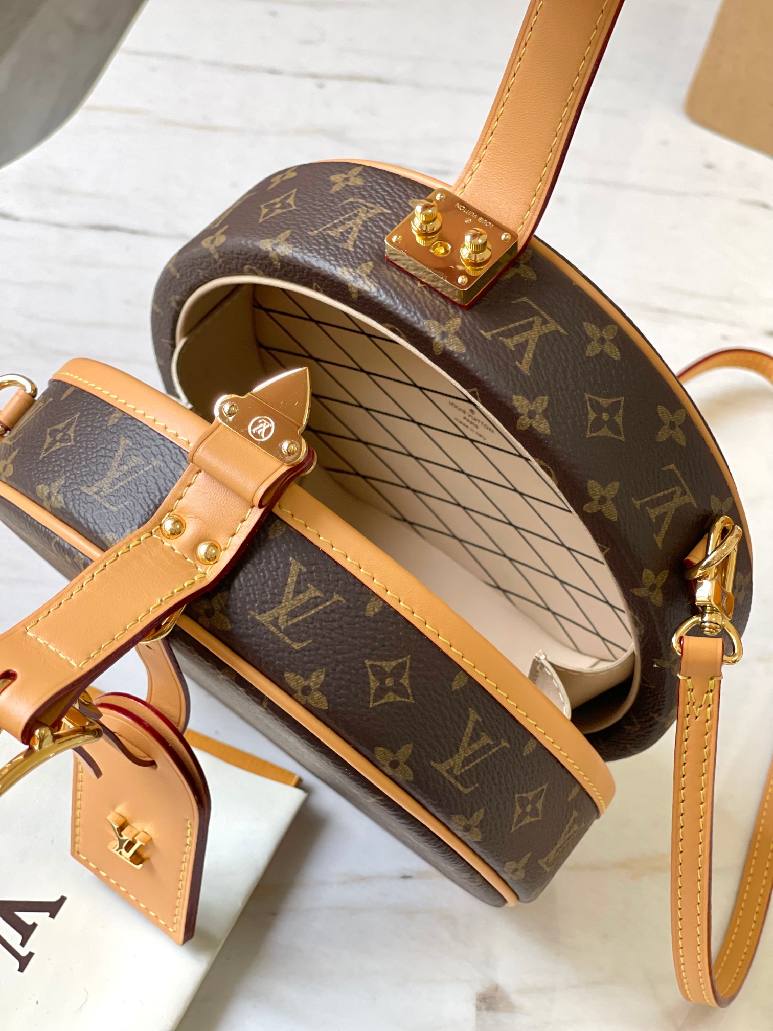 Picture [8]-P1860PETITE BOÎTE CHAPEAU Handbags Model: M43514Materials: A + grade all-steel hardwareImportedPackaging: a full set of Extra duty-free M Bobberly loadedSize: 17.5 × 16.5 × 7.5cm-High-fashion bags