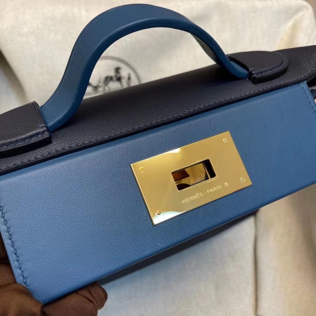 Strongly planted｜Mini 2424 Evercolor 2Z Midnight Blue Split Navy Blue Gold Buckle Light retro breath not only looks beautiful but also a variety of back easy to hold (handheld, shoulder, cross-body, shoulders) double straps back method is super practical, the content of the content is very full of exquisite and elegant and casual each back method can present a different style [victory]!