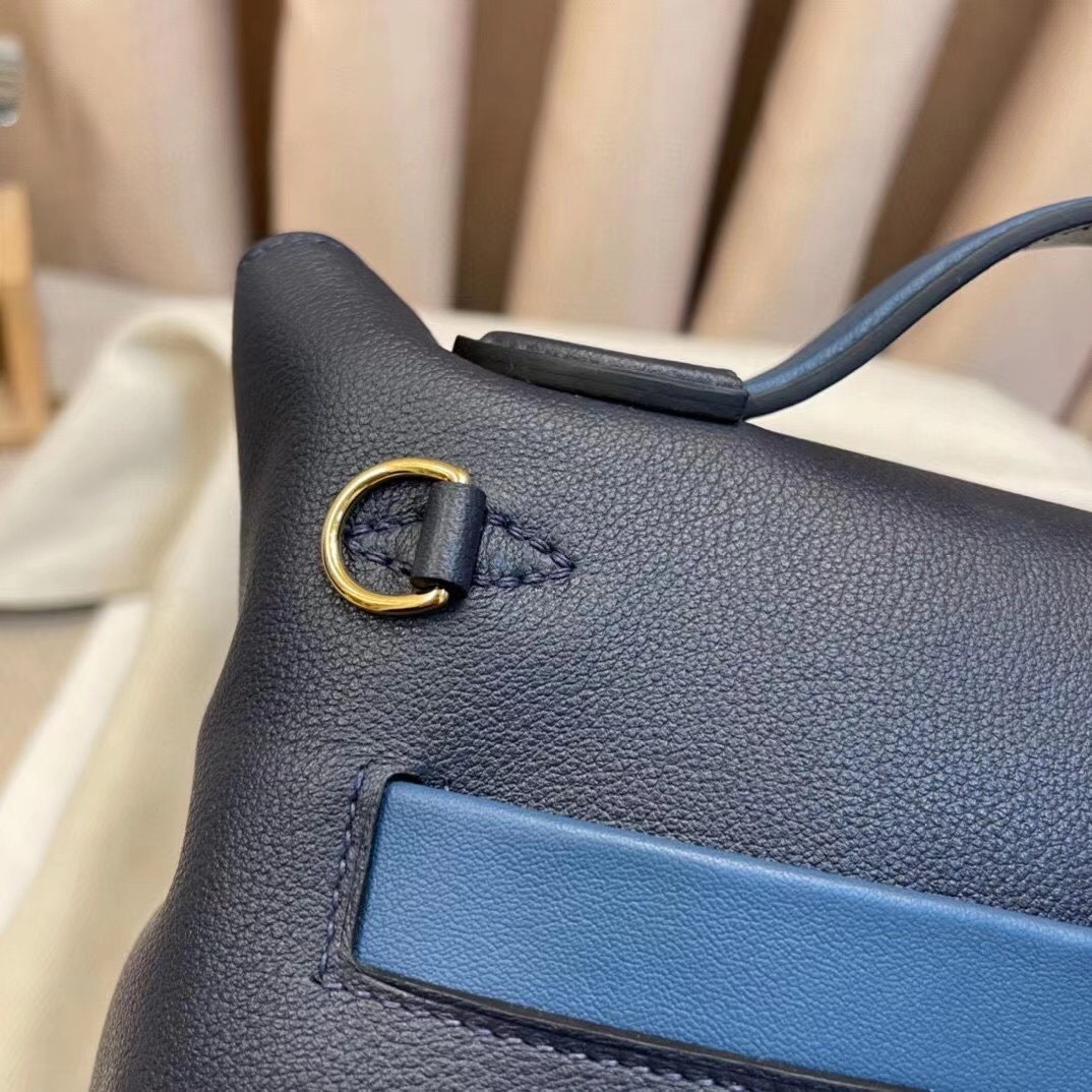 Strongly planted｜Mini 2424 Evercolor 2Z Midnight Blue Split Navy Blue Gold Buckle Light retro breath not only looks beautiful but also a variety of back easy to hold (handheld, shoulder, cross-body, shoulders) double straps back method is super practical, the content of the content is very full of exquisite and elegant and casual each back method can present a different style [victory]!