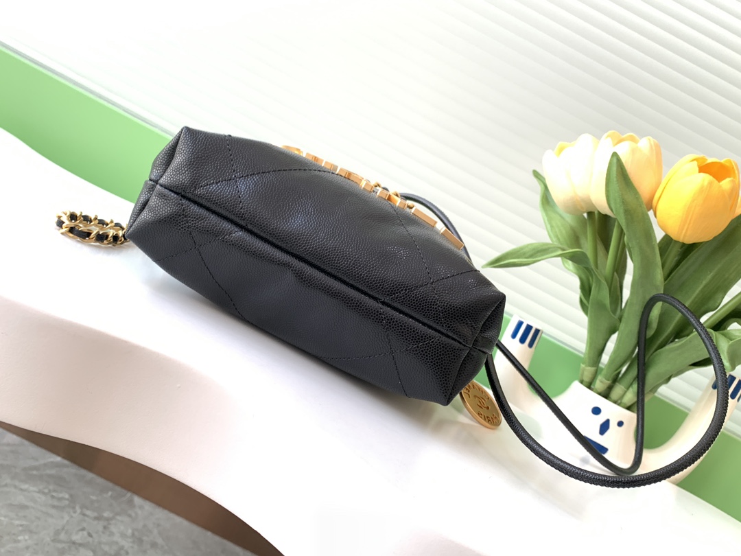 24K ball pattern 22bag mini Chanel Goose bag accessories will always be grass to especially this season's new Minisize22 bag classic black models ♌️ mini version love love love model number AS3980 size 19-20-6cm full set of packaging - high imitation factory