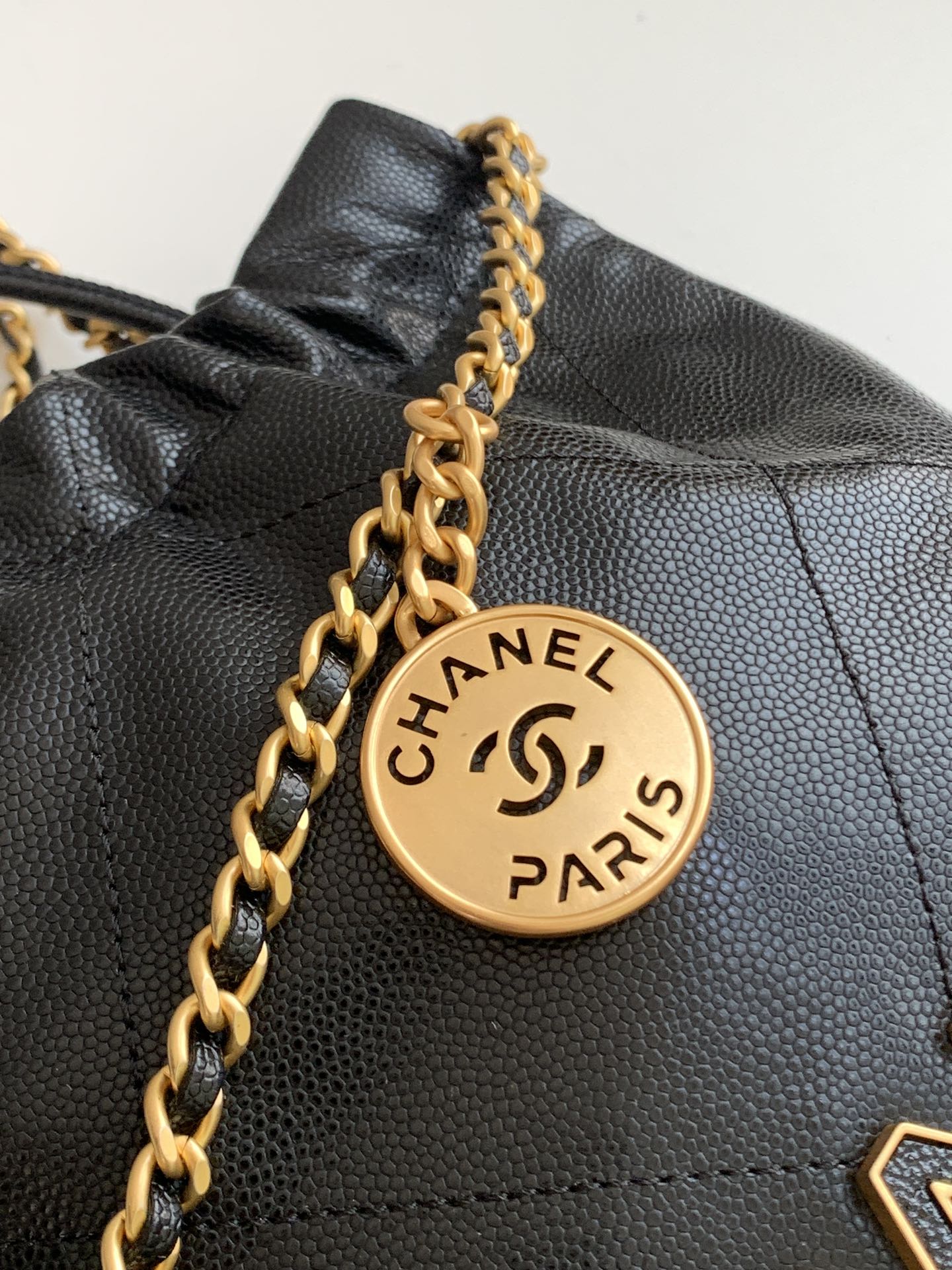 24K ball pattern 22bag mini Chanel Goose bag accessories will always be grass to especially this season's new Minisize22 bag classic black models ♌️ mini version love love love model number AS3980 size 19-20-6cm full set of packaging - high imitation factory