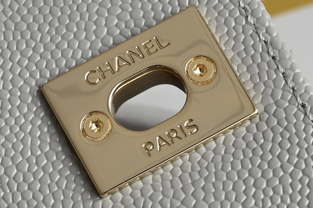 Pictures[1]-CHANEL New 𝟐𝟒𝐊 𝗖𝗼𝗰𝗼𝗛 𝗮𝗻𝗱𝗹𝗲 Ultra 𝐦𝐢𝐧𝐢 Portable  𝗋𝗆𝖻 Purchase ~ always considered the best value for money model multiple compartments pockets design is very user-friendly 〰️ milky teal metaphor for the most classic 𝖼𝗈𝖼 𝗈𝗁𝗁𝖺𝗇𝖽𝗅𝖾 ♥ handle design light gold hardware value sense of bursting ah ❕ leather. "three sheep" small ball cowhide hardware: thick plated 𝟣𝟦𝖪 light gold buckle size: 11.5*14.5*5.5 𝖼𝗆-high imitation factory