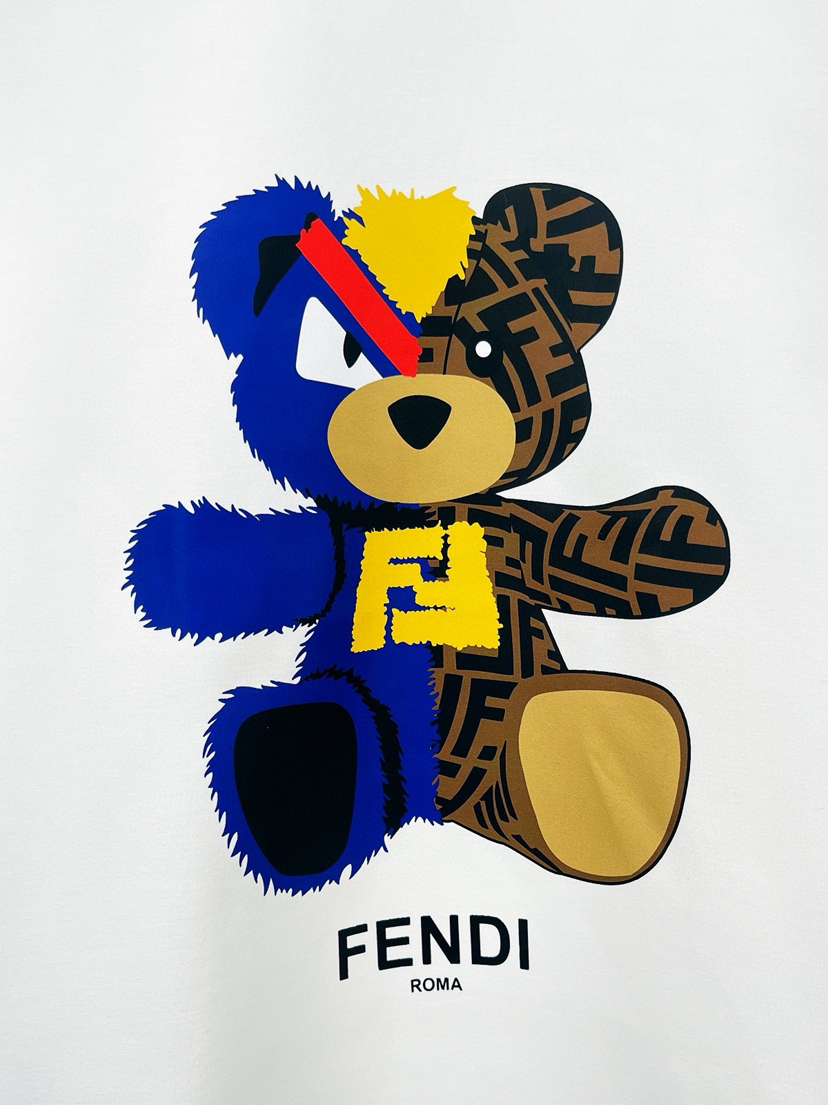 图片[6]-P480 FENDI芬迪  最大6XL穿240斤  2024秋冬GW同步卫衣T恤！秋冬单穿打底都非常出色！延续经典！全品相订单款！胸前重 工艺logo设计高端订制空气层长绒棉面料从版型到设计都很有时代的新潮感不管版型还是设计足够有细节！领口微微贴合颈部 好版型好面料！高密度精棉材质 上身舒适亲肤保暖有型！码数:M-6XL（178 140斤L 最大240斤）-高仿包包