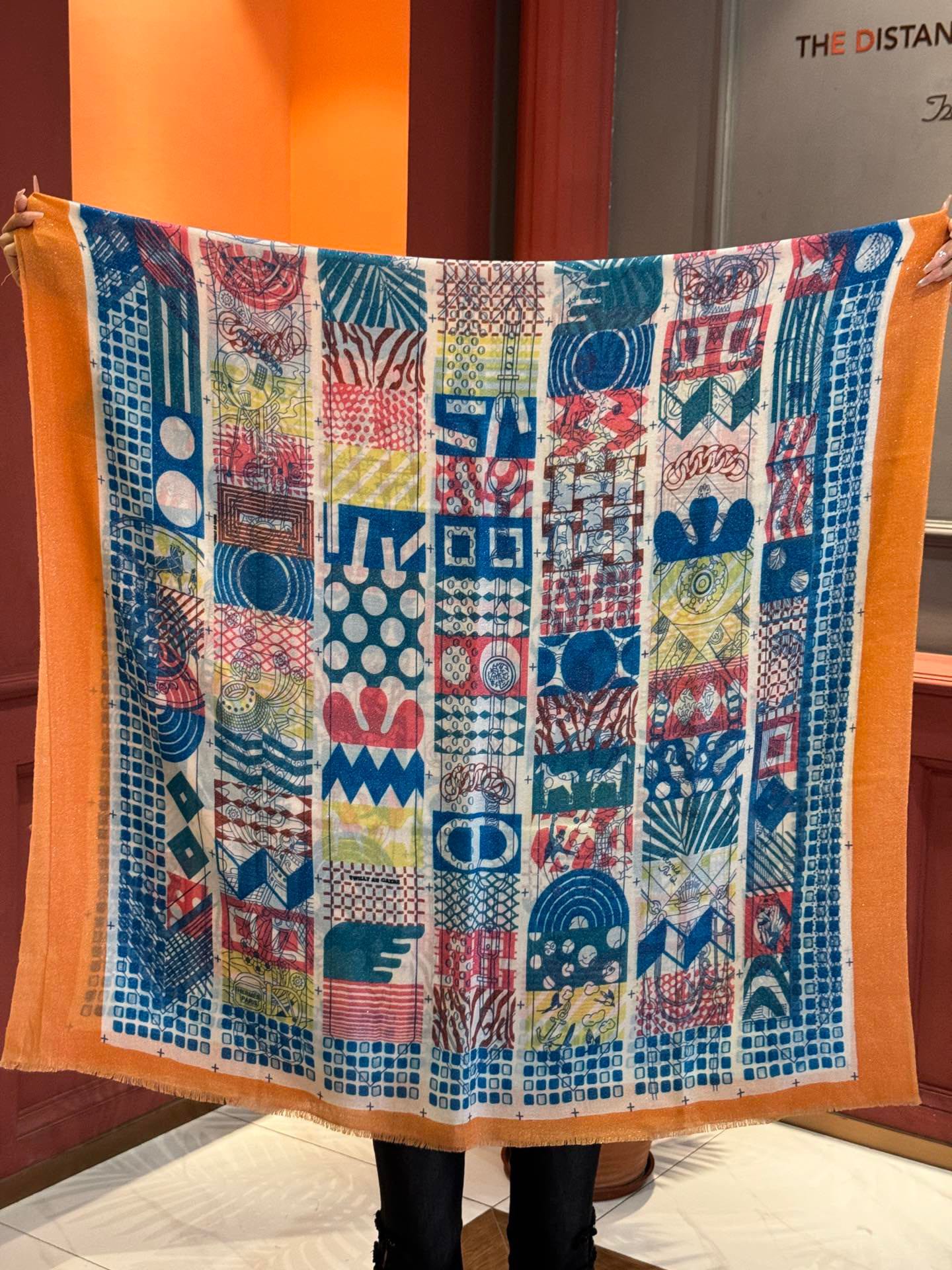 P410 will glow bright scarf Hermes buy said good-looking cashmere print recommended 💕 top craft super value Hermes counter burst cashmere square scarf 💟 three-dimensional rendering of the pattern pattern in kind of high grade 👍 👍 special technology high-end R & D stunning launch 🌟 special cutting-edge technology processing 👍 by the white rich people like both the quality, style and price of the big brand control of their screaming super high value for money absolutely! Worth getting 100% top quality pure cashmere Size: 100cm*200cm