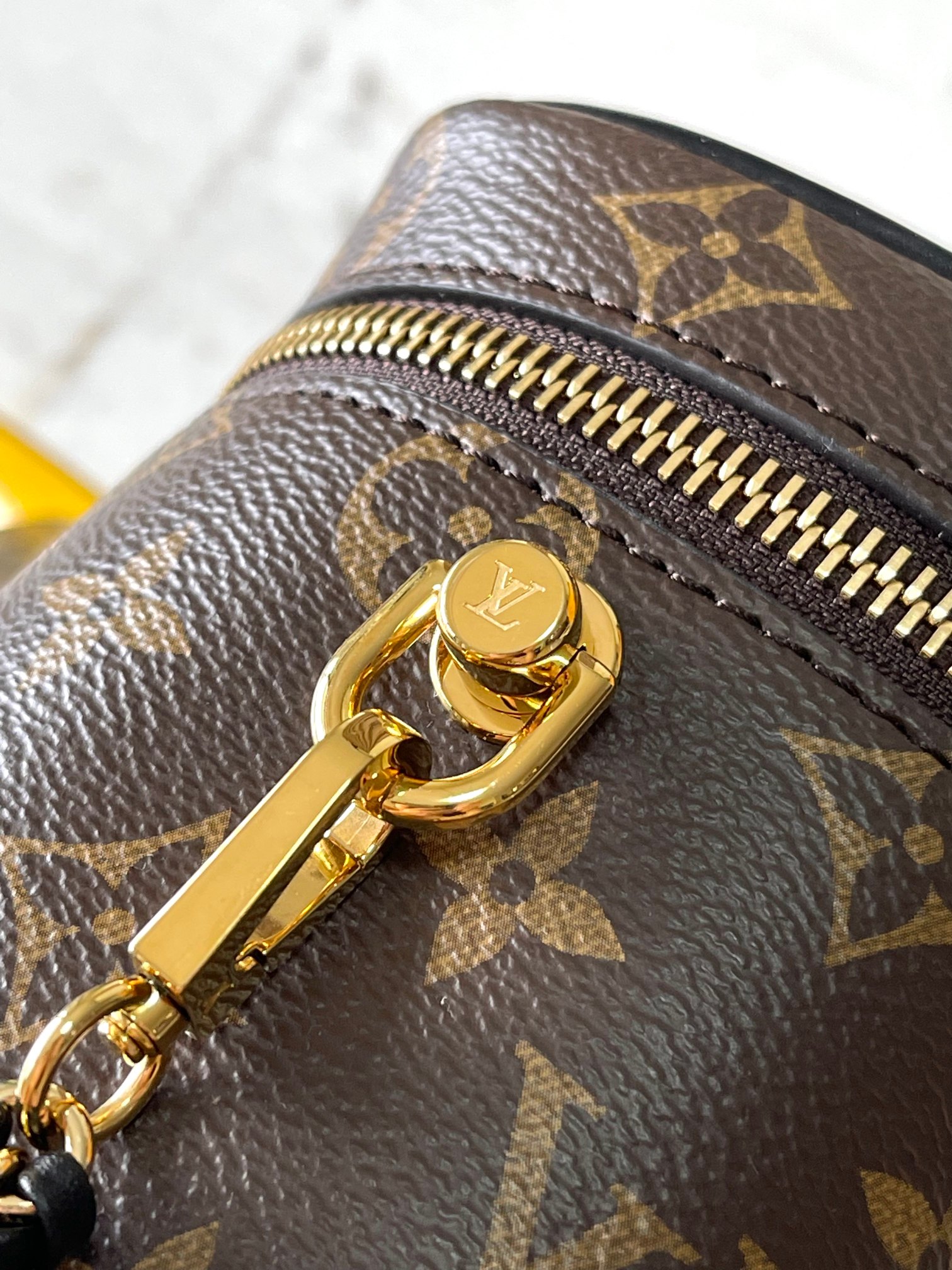 图片[9]-p1600

VANITY CHAIN POUCH 手袋
型号：M47128
材料：A级全钢五金进口原厂面料
包装：全套原厂免税M博柏利装
尺寸：19×11.5×6.5cm-高仿包包
