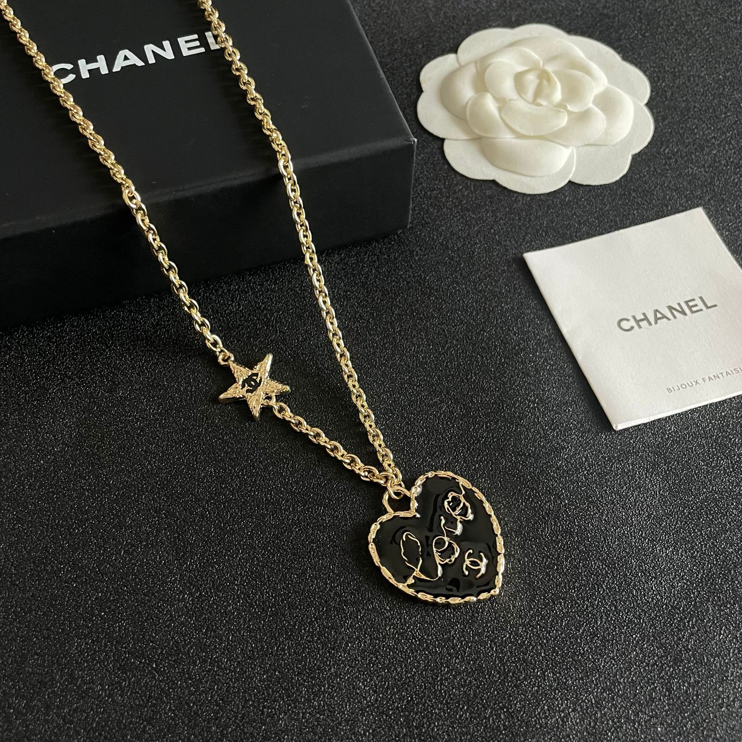 Picture [6]-P110 Chanel Chanel Medieval Necklace 👀 Chanel home styles truly no need to introduce more 😘🎶 each section is super good-looking delicate and generous very much temperament-High Faux Bags