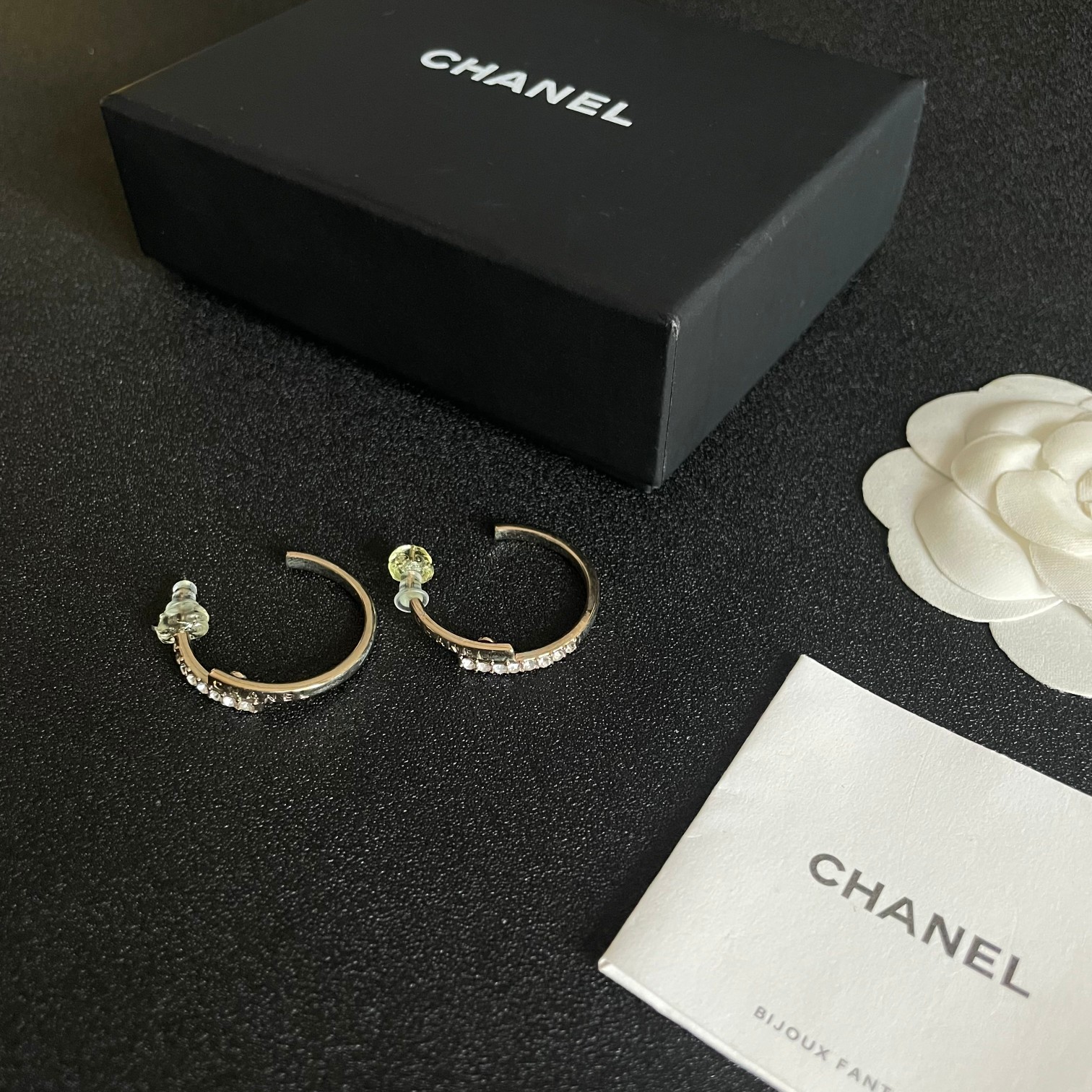 Picture [5]-P120 Chanel Chanel Medieval earrings 👀 Chanel home styles truly no need to introduce more 😘🎶 each paragraph is super good-looking delicate and generous very show temperament. -high quality replica handbags