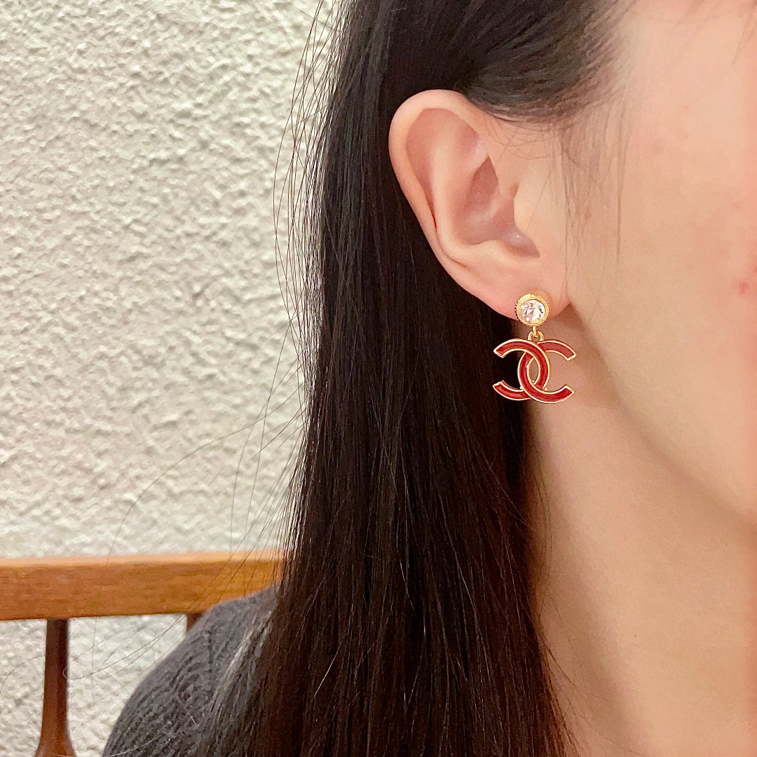 Picture [3]-P110 Chanel Chanel Medieval earrings 👀 Chanel home styles truly no need to introduce more 😘🎶 each paragraph is super good-looking delicate and generous very show temperament. -high quality replica handbags