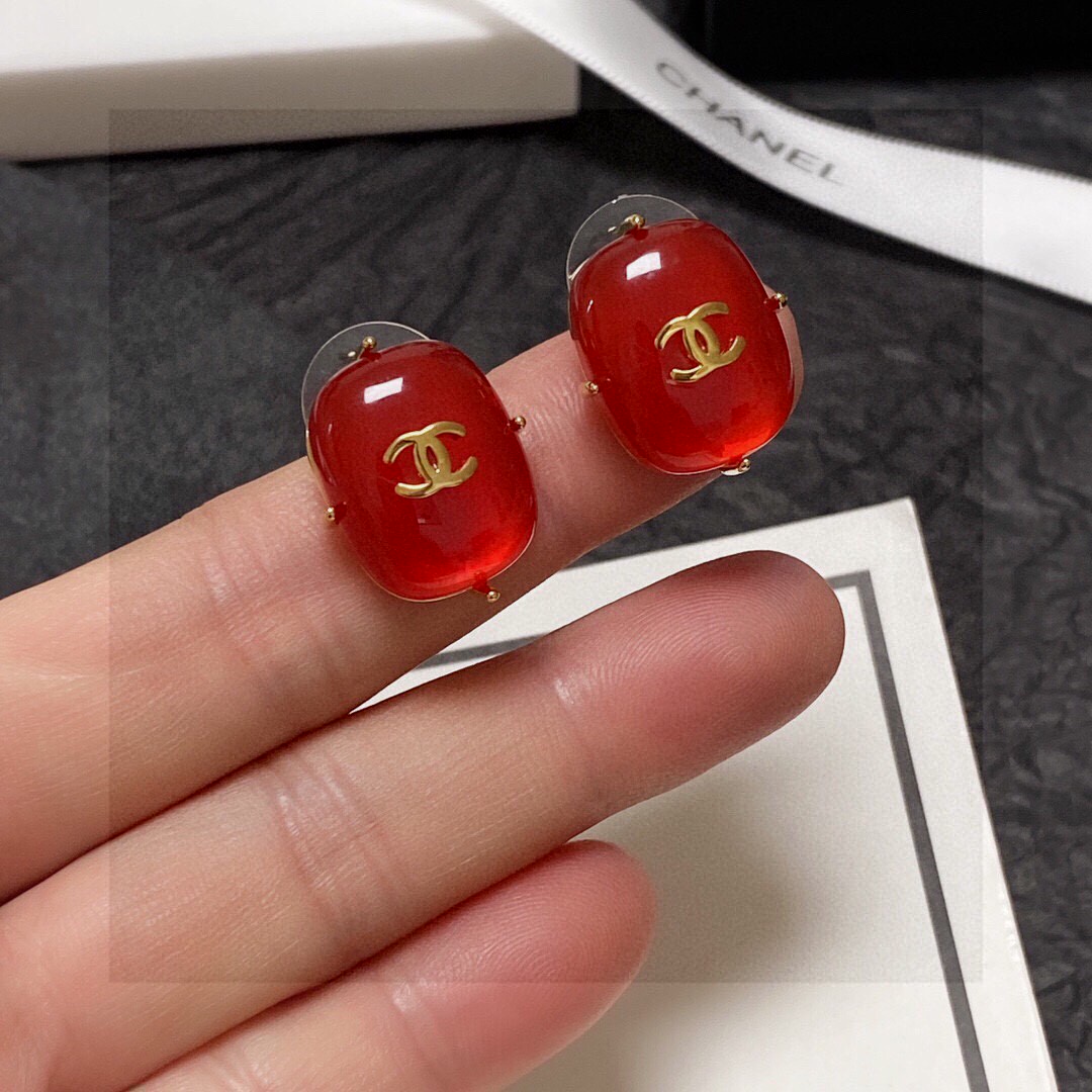 图片[6]-P90 Chanel 🇫🇷香奈儿双C耳钉 这款随意搭配都是非常好看百搭时尚单品 🎁日常款 很修饰脸型 很上档次的 很优雅气质 香香的耳钉实在是太精致了、淑女大气 真的🥰🥰🥰9.25银针💙.-高仿包包