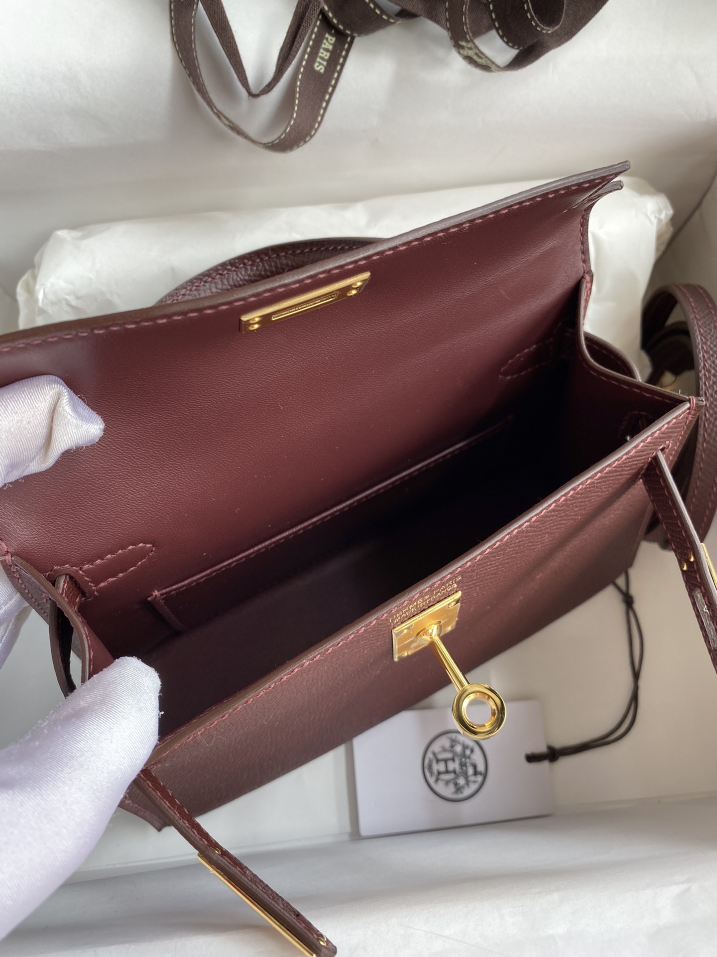 图片[9]-全手缝👉二代Mini Kelly 19cm 进口Epsom皮 爱马仕红 金扣-高仿包包