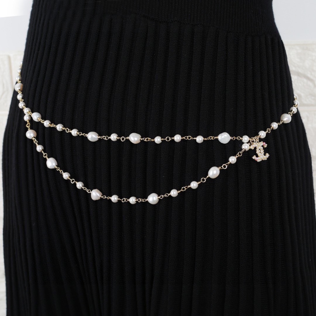 P180 Chanel waist chain hot models synchronized counter high-end quality classic color super lining skin color white-high imitation bags