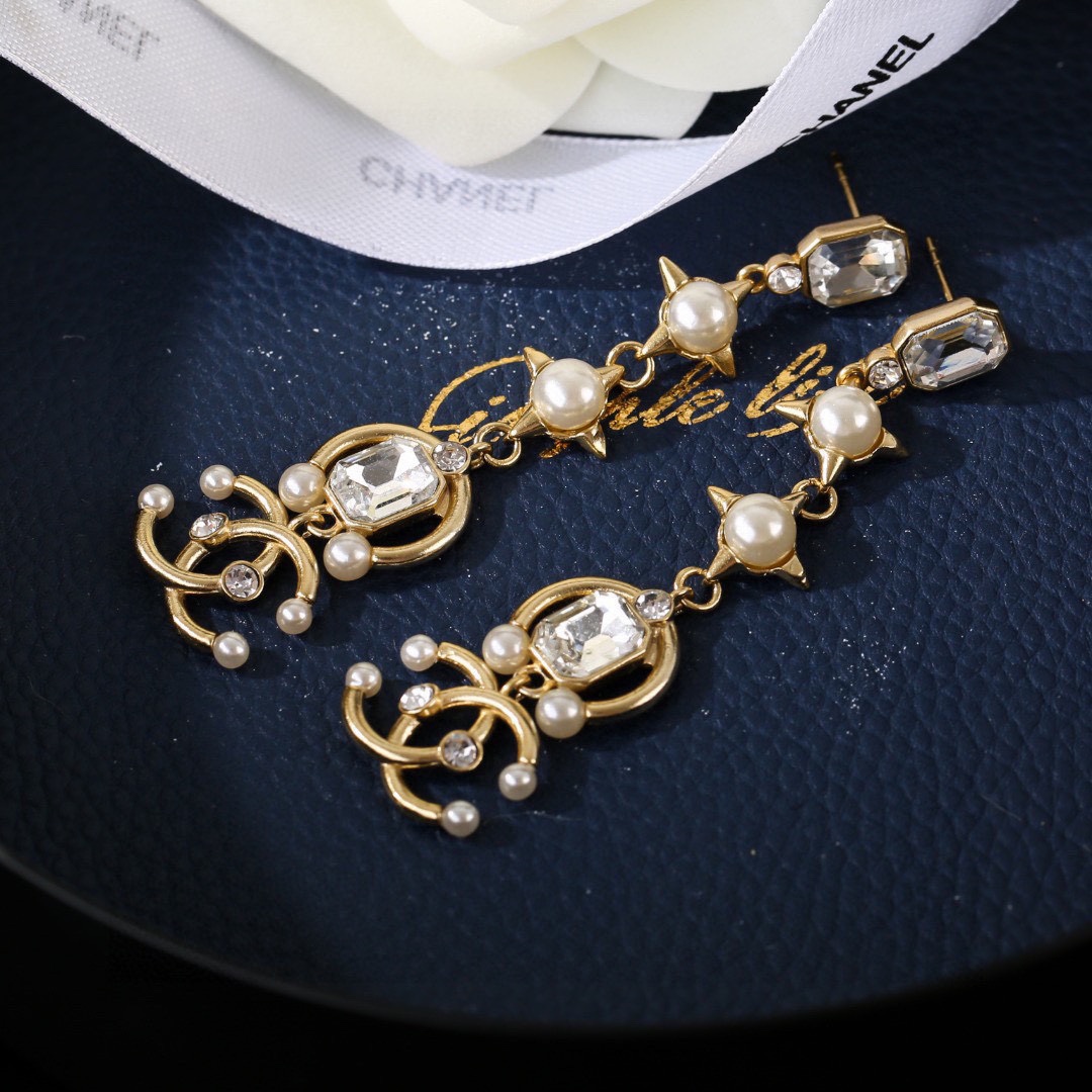 Picture [5]-p100 Chanel earrings ✨ Every detail of the workmanship is very fine This design is very beautiful This section is really super beautiful super fairy Exquisite Miss must-have-high replica bags