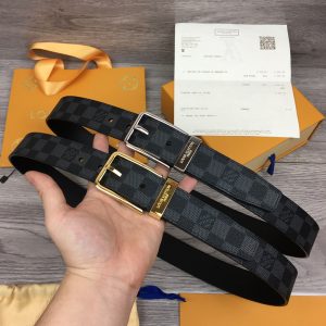 LV belt series 😍 width 3.5cm Italian material pin buckle buckle design with exquisite engraved logo ring all-round fine grinding precision thick gold plating effect is very good