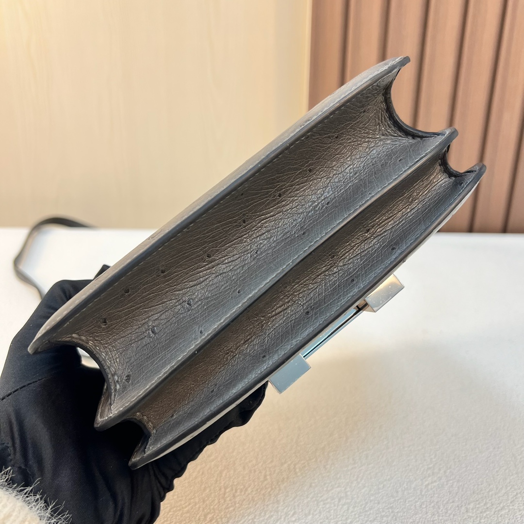 图片[9]-Constance 19cm Ostrich 原厂kk进口鸵鸟皮 Ck88石墨灰 银扣 一级工艺 全手工缝 Phw 定制✈️-高仿包包